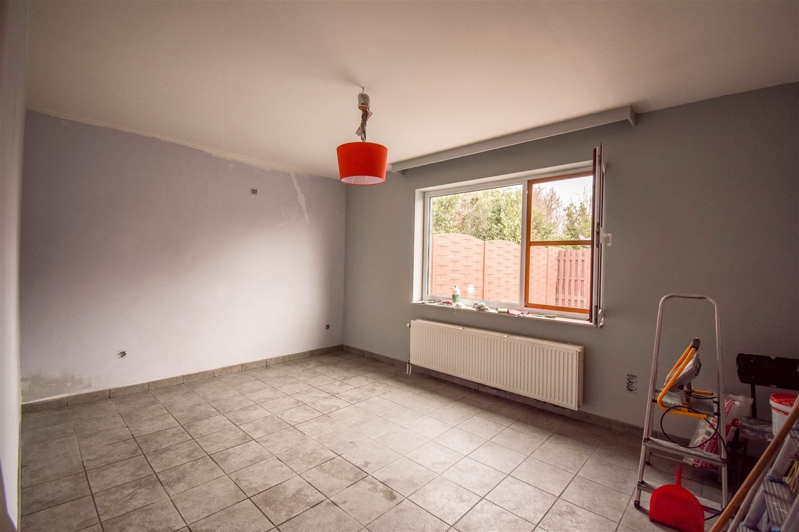 Zeer ruim gelijkvloers appartement met garage foto 10