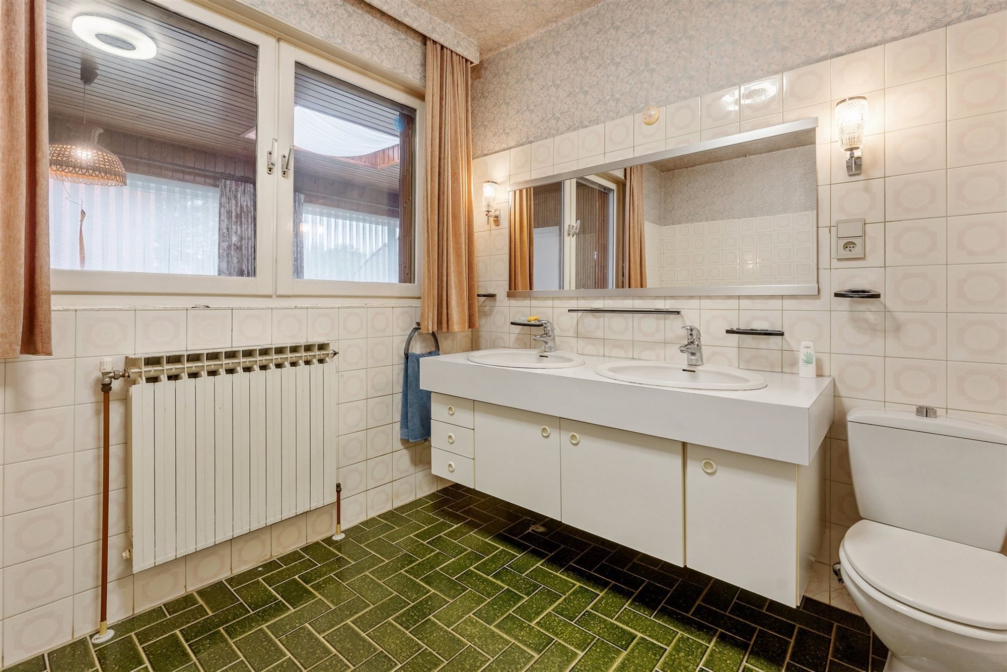 OP TE FRISSEN WONING MET 3 SLAAPKAMERS GELEGEN OP EEN PERCEEL VAN 4A89CA TE PAAL foto 16