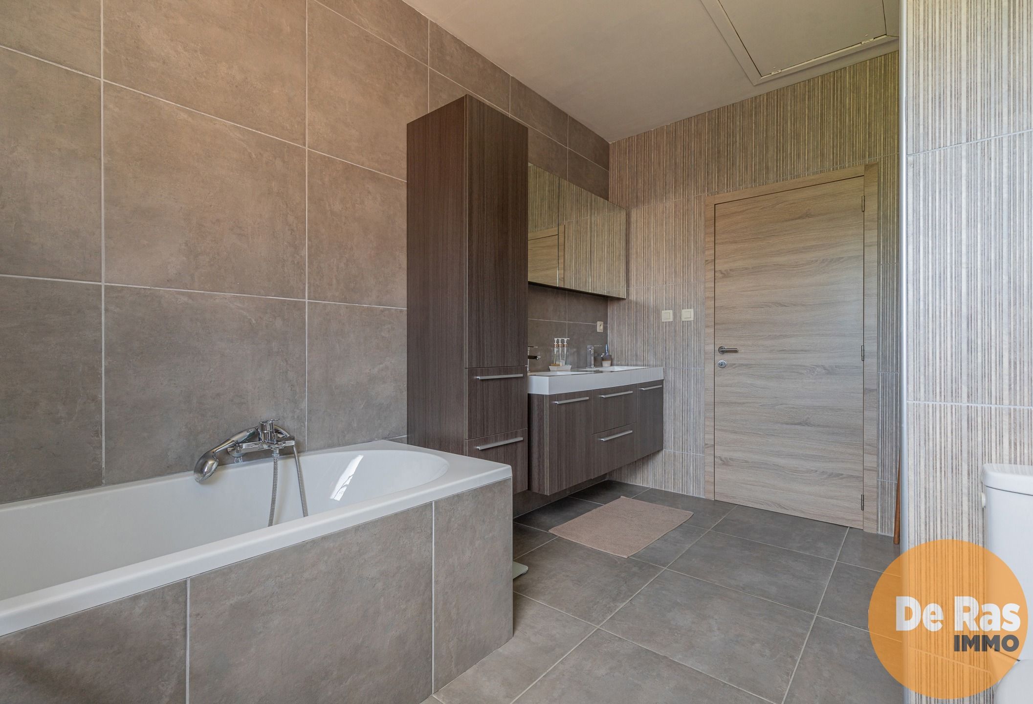 STEENHUIZE - Ruime villa in landelijke omgeving met 3 slpks foto 19