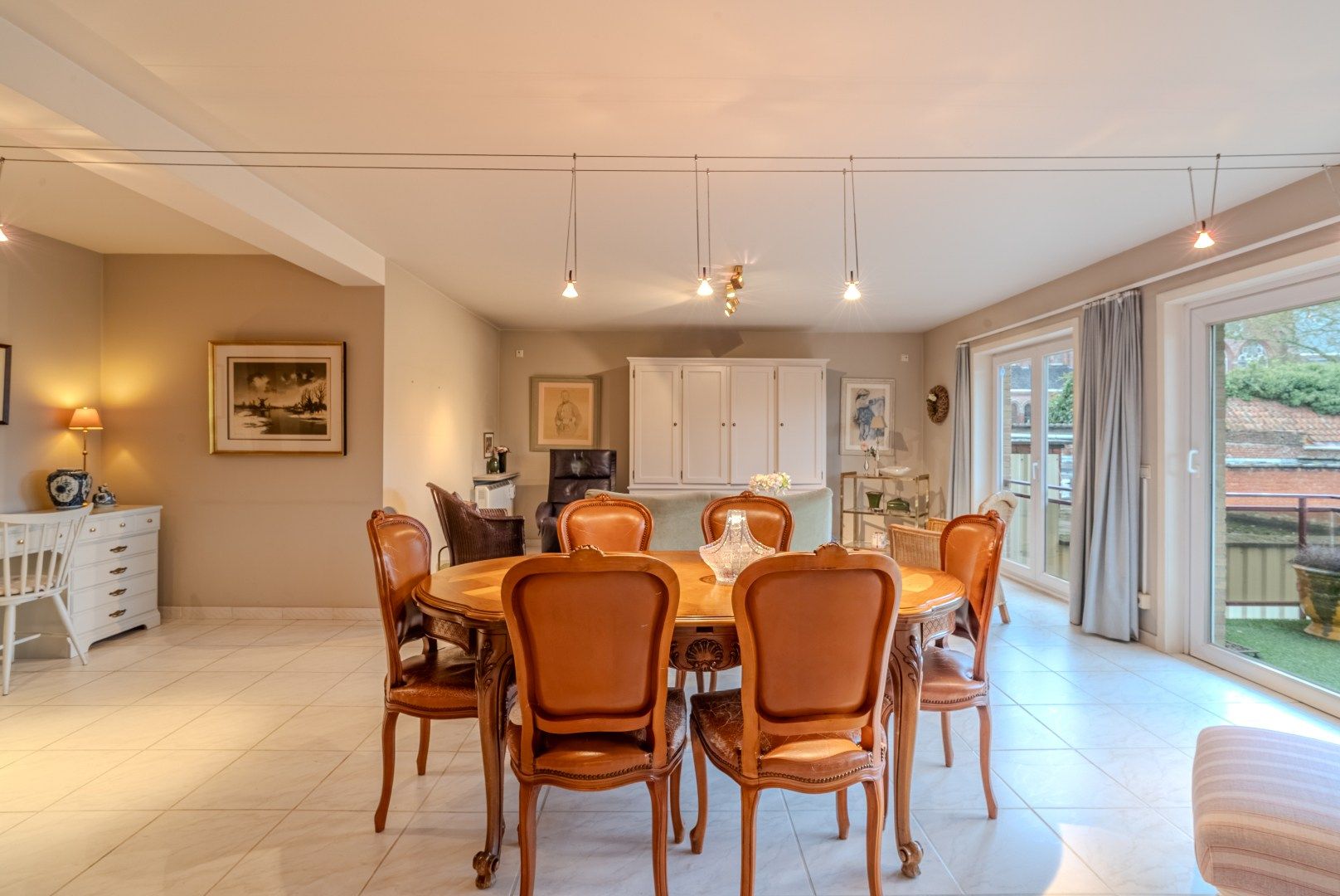 UITZONDERLIJK APPARTEMENT MET 3 SLAAPKAMERS foto 3