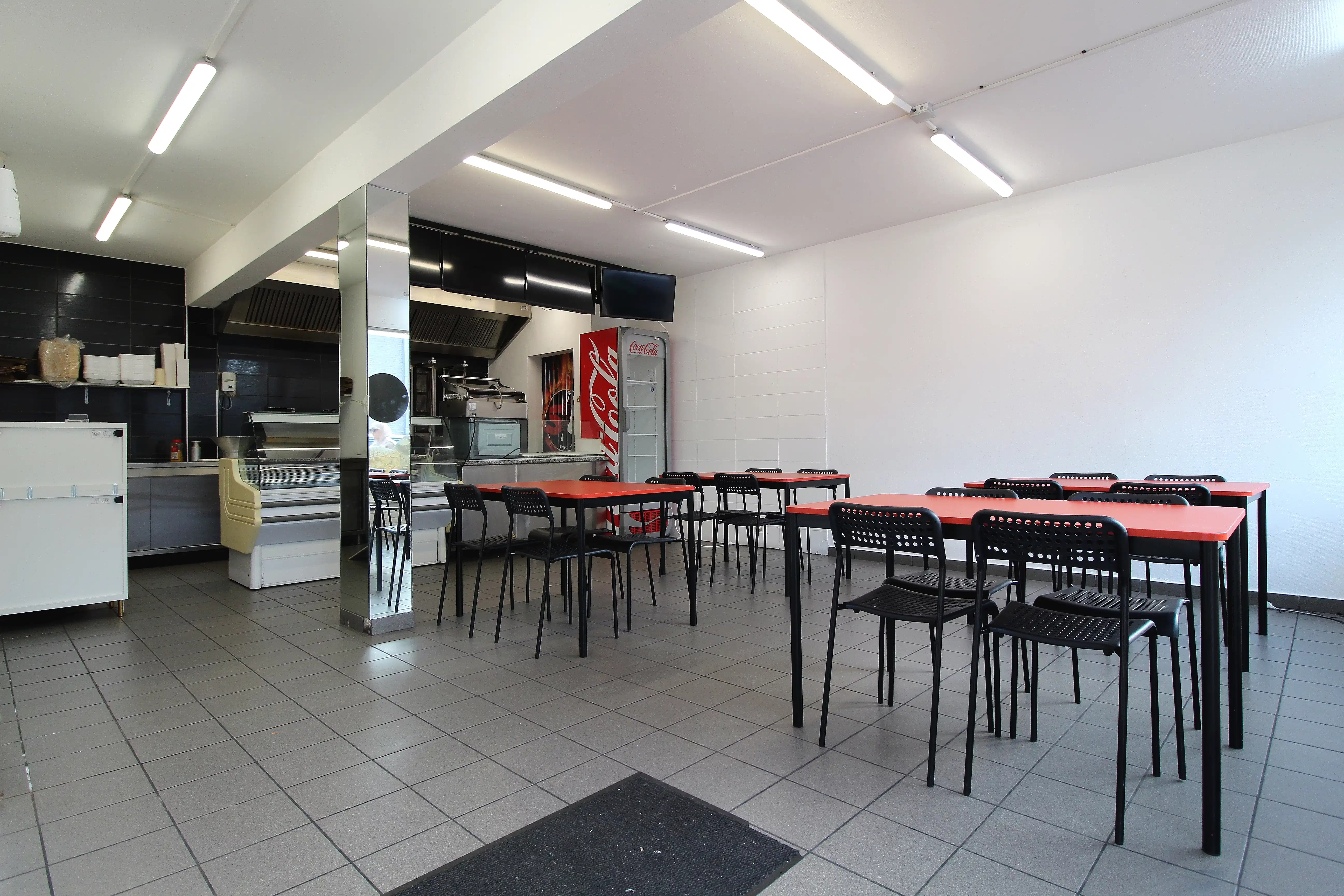 Commercieel pand te huur nabij de dorpskern in Heusden foto 4