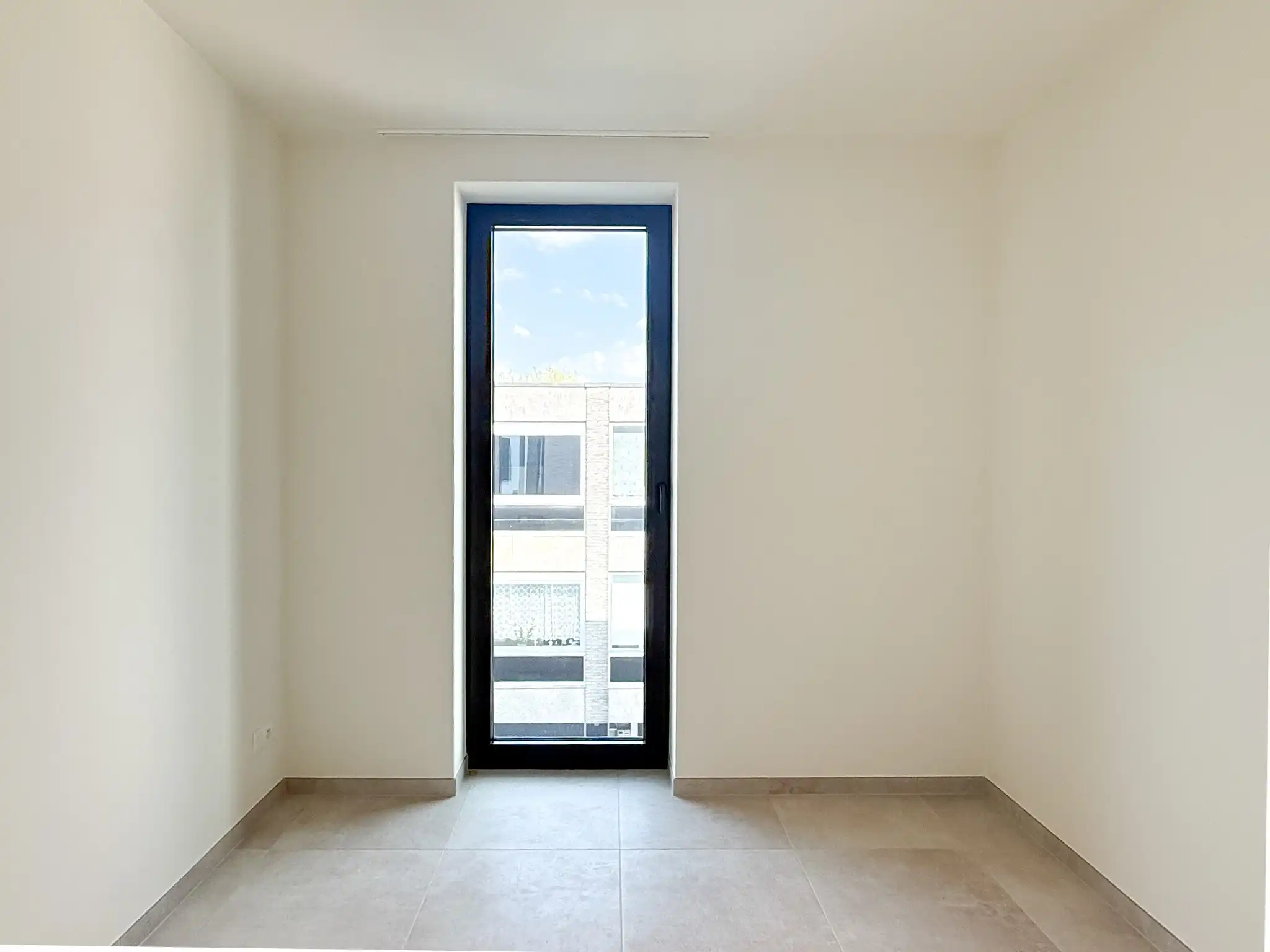 Nieuwbouwappartement op de tweede verdieping met terras en twee slaapkamers foto 14