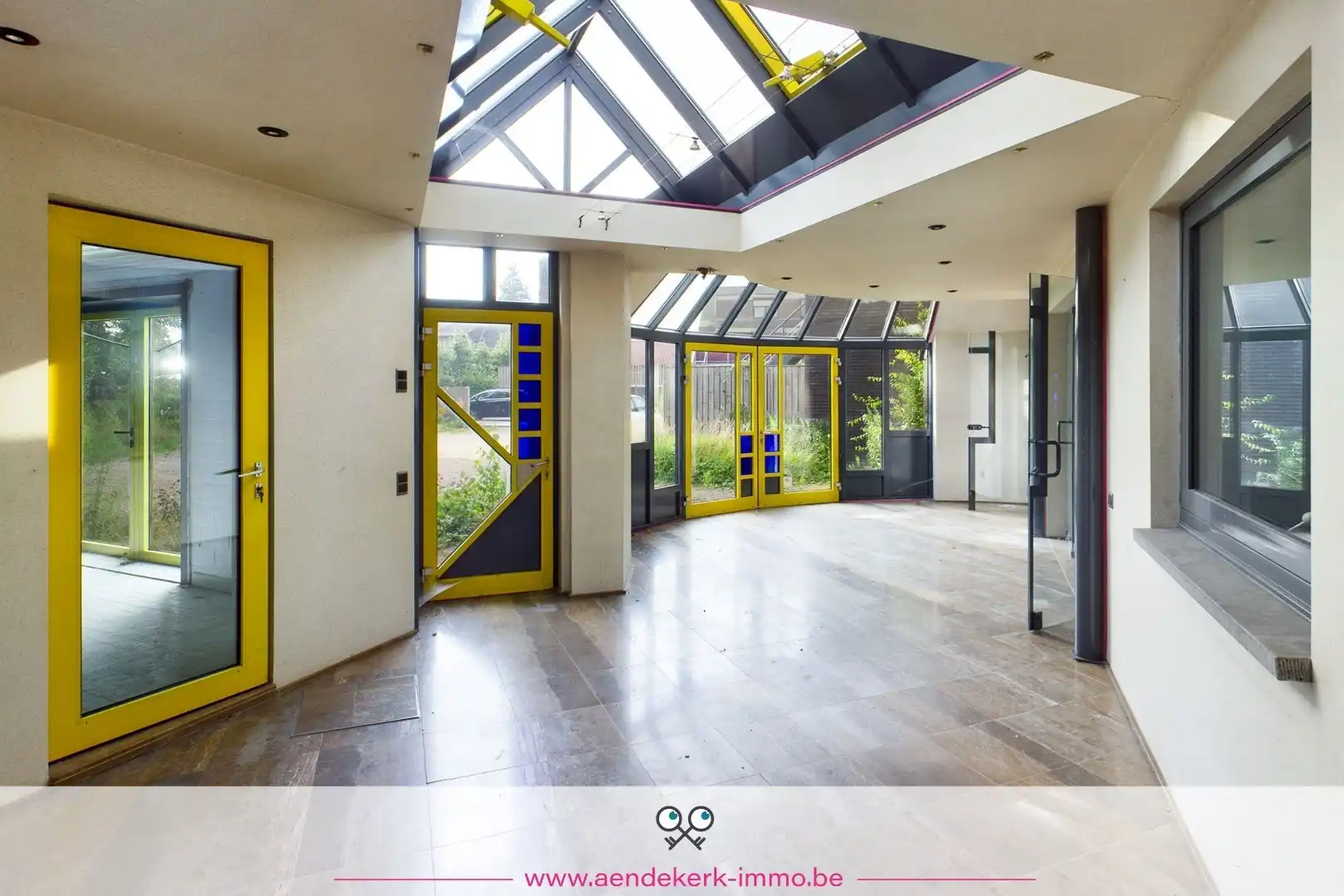 Woning met handelsruimte in het centrum van Kinrooi foto 21