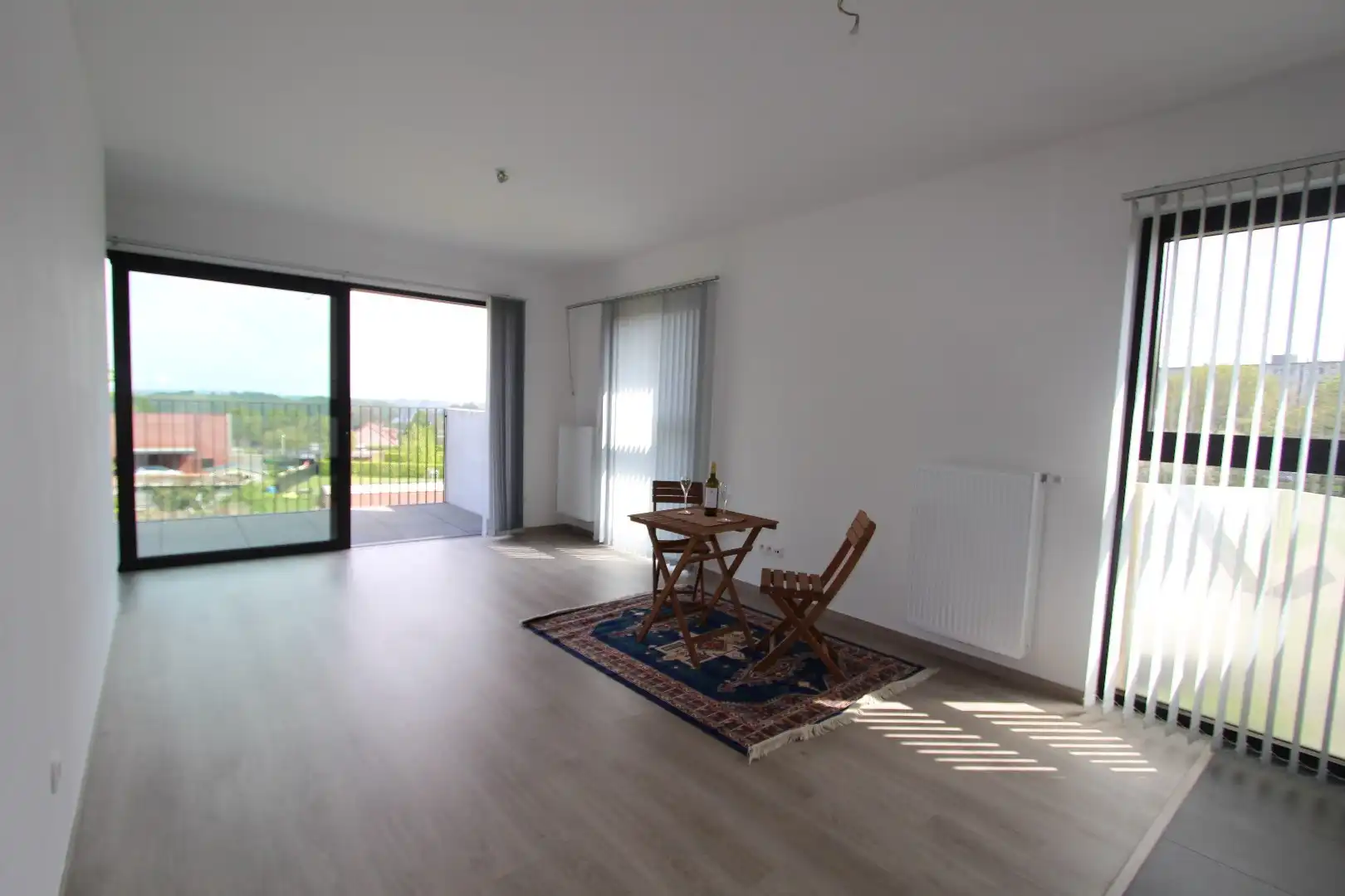 Modern appartement met ruim terras + autostaanplaats, rustige ligging in randstad Tongeren foto 3