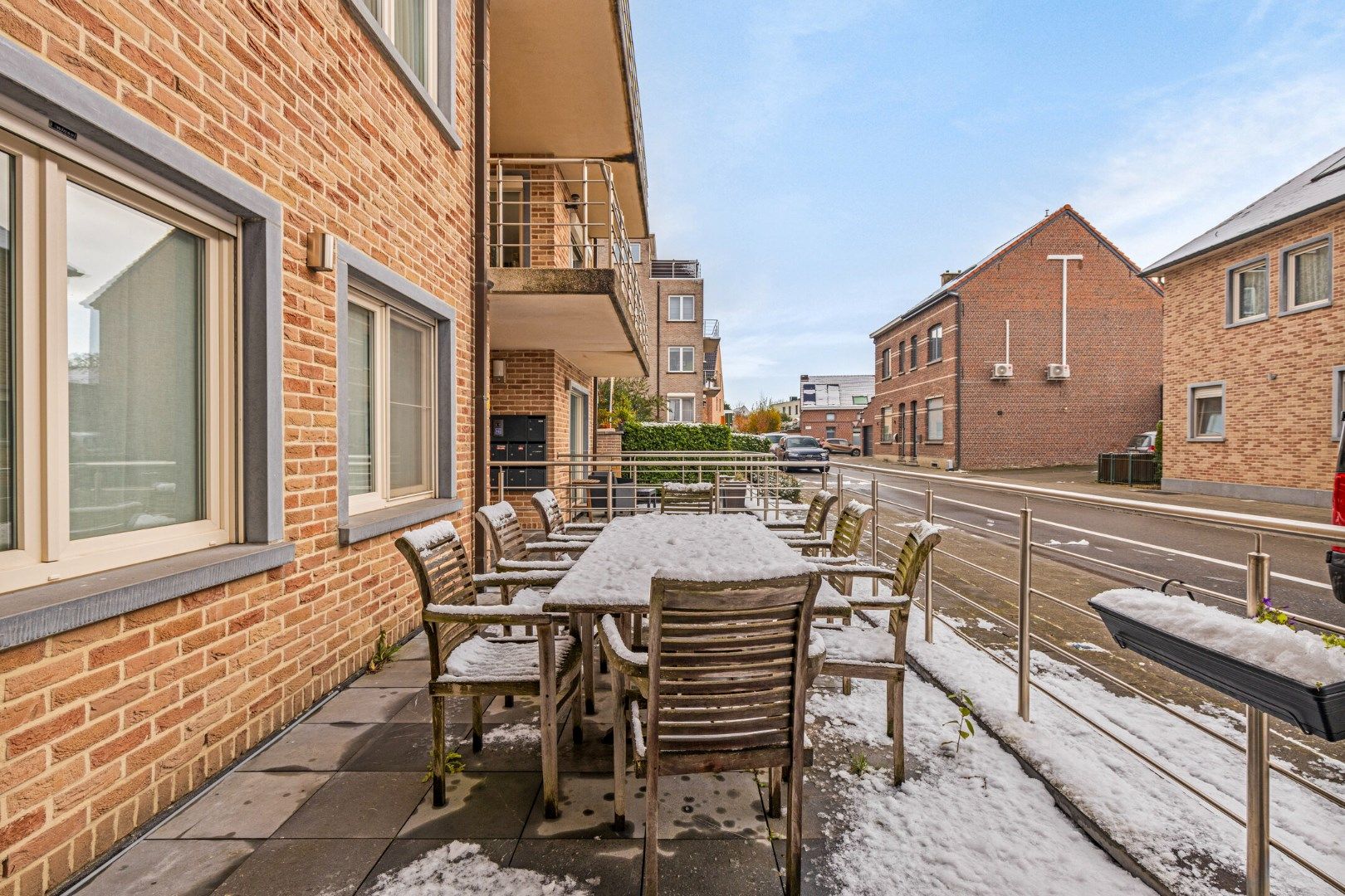 Rustig gelegen appartement met 2 slaapkamers en terras van 23 m² - EPC 243 kWh/m² - bewoonbare oppervlakte 100 m²  foto 3