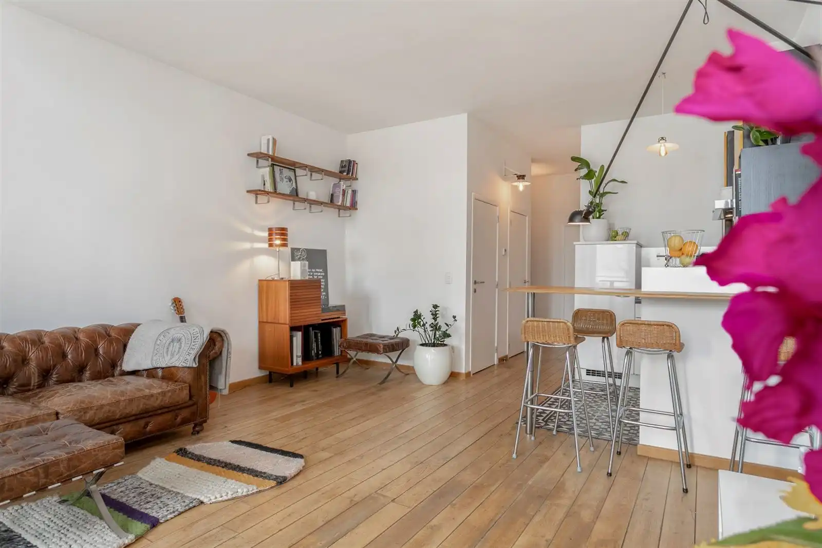 Gezellig 1 slaapkamer appartement met terras op toplocatie. foto 3