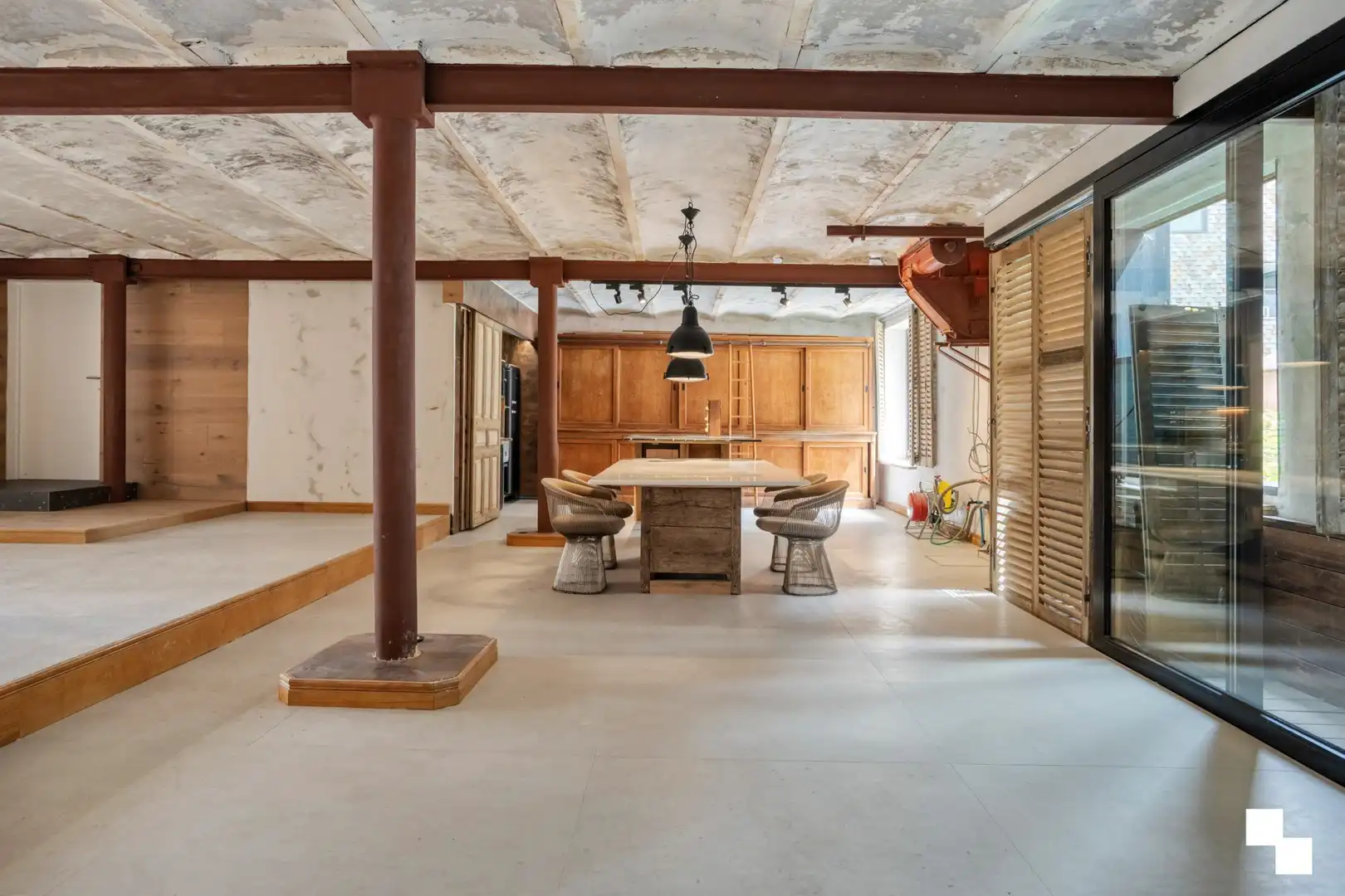 Gelijkvloerse, karaktervolle loft op voormalige brouwerijsite te Brugge foto 9