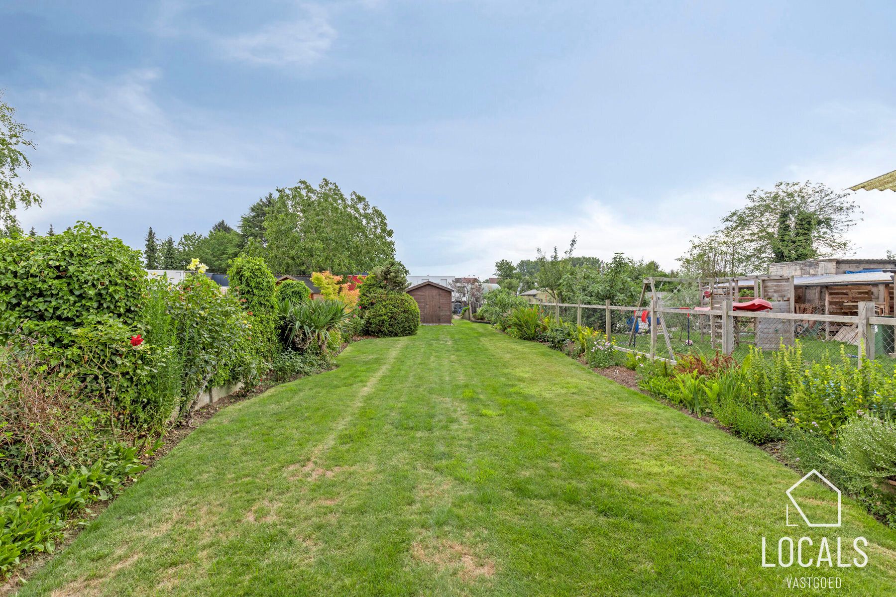 Instapklare woning met 3 slaapkamers + zolder, tuin, garage foto 27