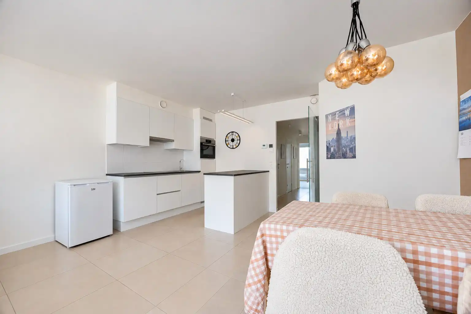 Instapklaar appartement met ruim zonneterras in het centrum van Oostende! foto 5