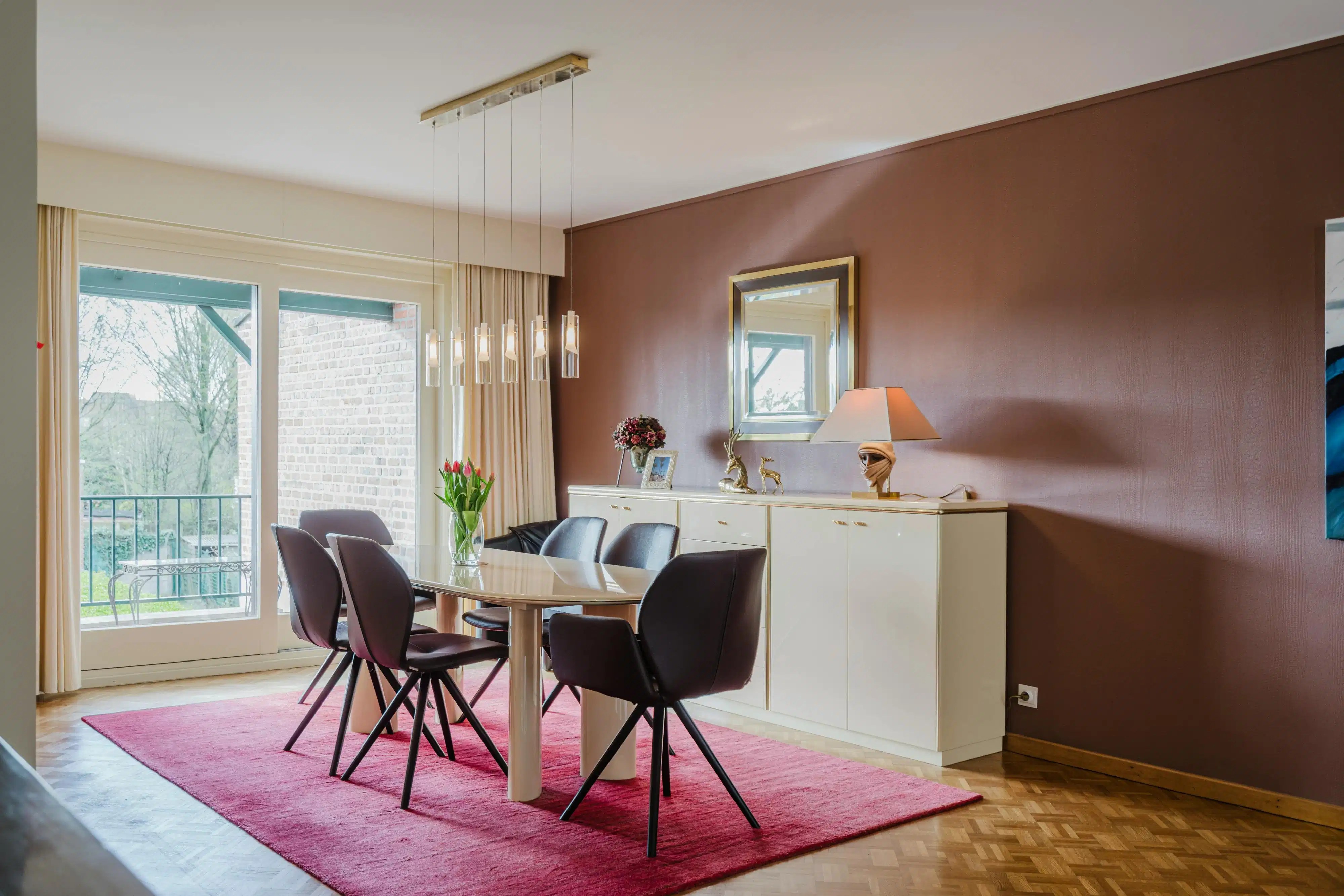Veelzijdige bel-etagewoning te koop op topligging in Kortrijk!  foto 3