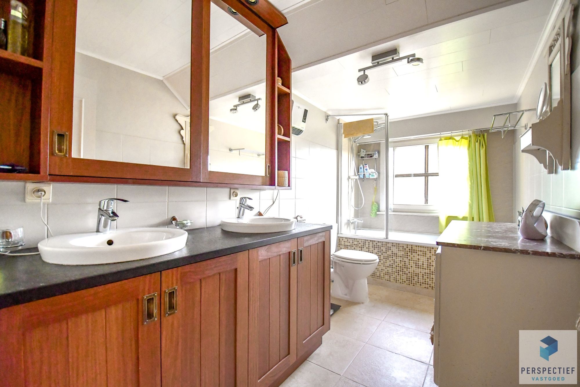 Uniek gelegen charmante villa met grote tuin in een rustige landelijke omgeving foto 20