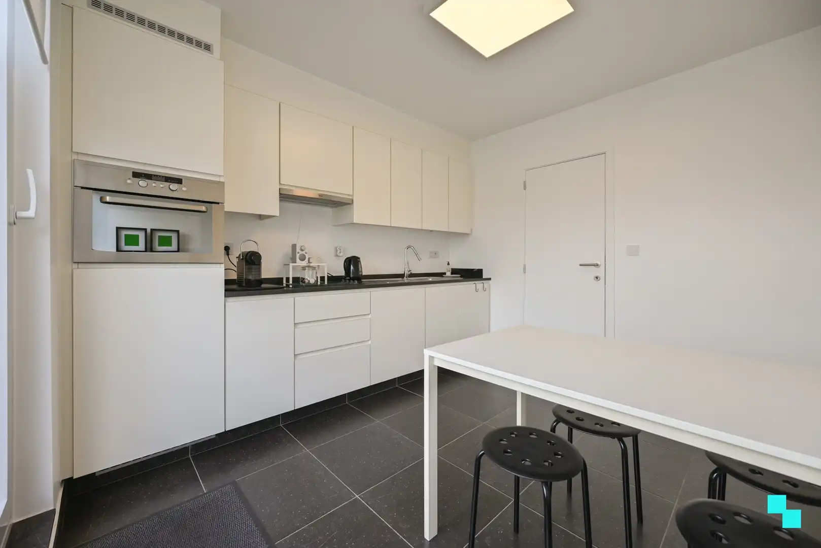 Centraal gelegen kantoorruimte te Lendelede foto 9