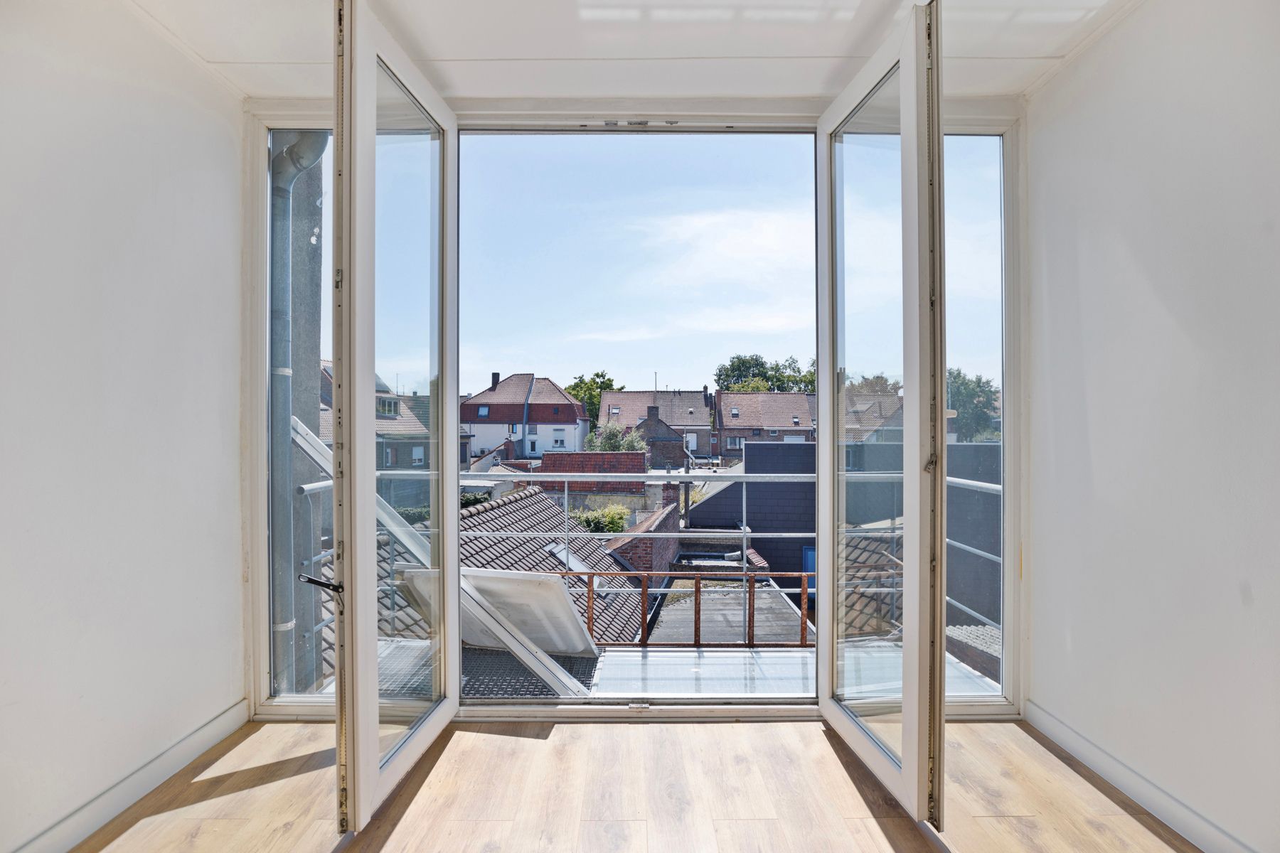 Gezellig gerenoveerd appartement te St. Kruis Brugge foto 24