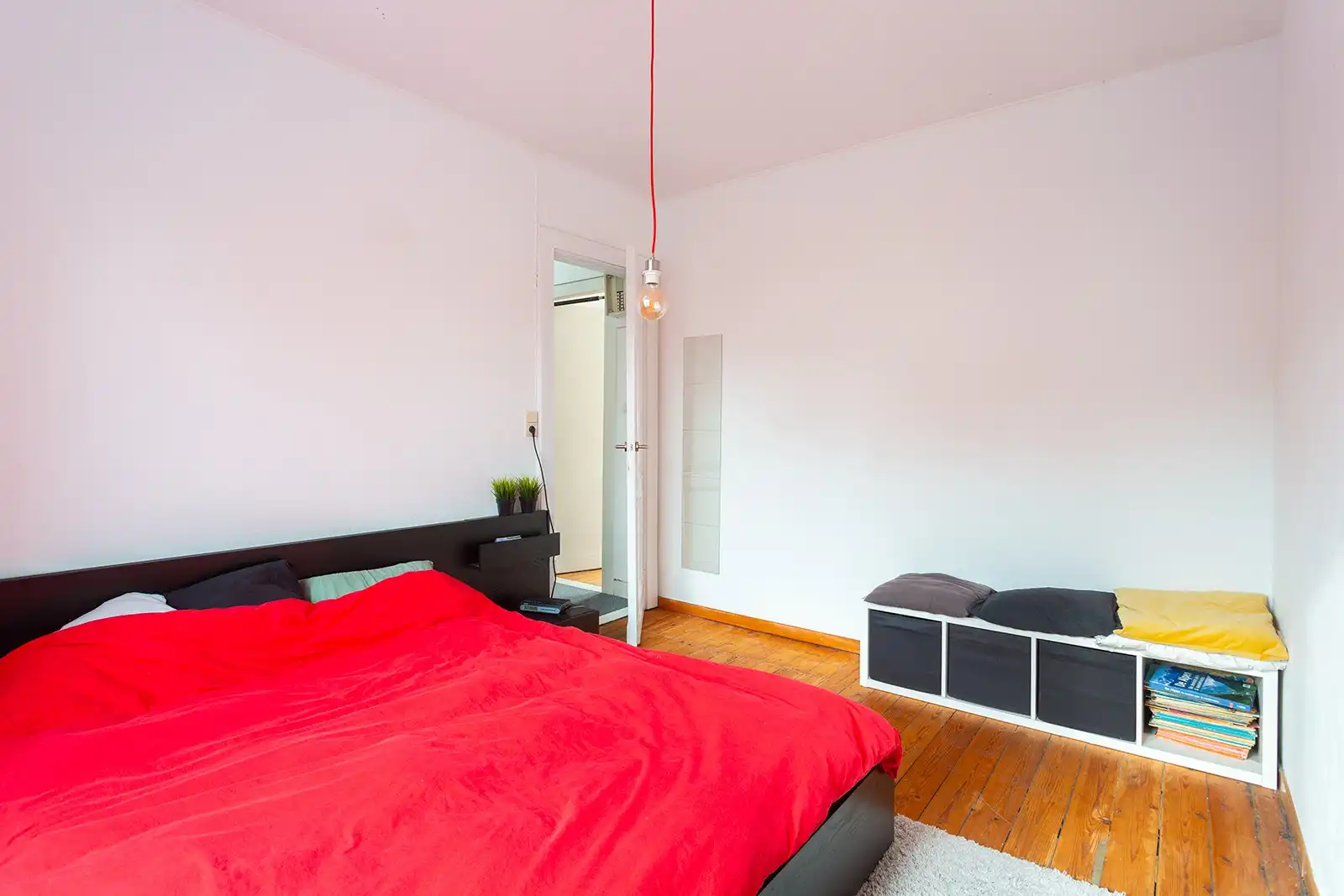 Charmante authentieke woning met 3 slaapkamers en stadstuin nabij Markgravelei foto 20