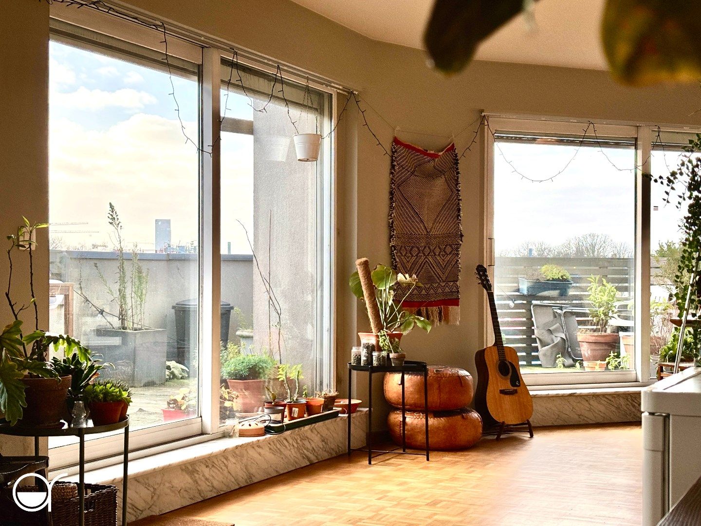 Leuk penthouse appartement met groot terras aan het station foto 3