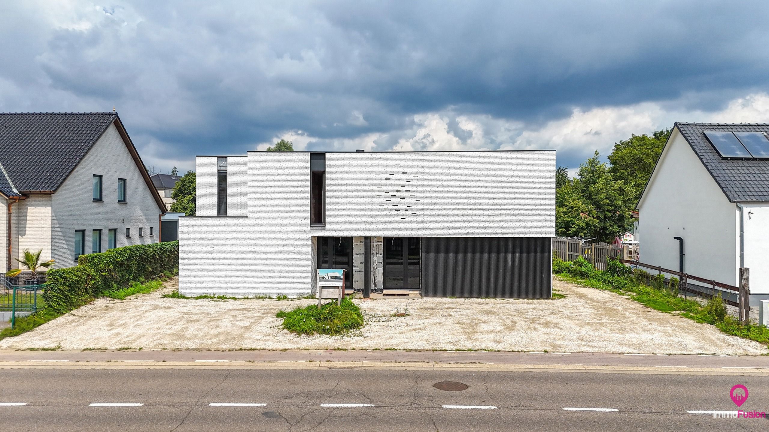 Moderne halfopen Nieuwbouwwoning met grote tuin in Zolder! foto 2