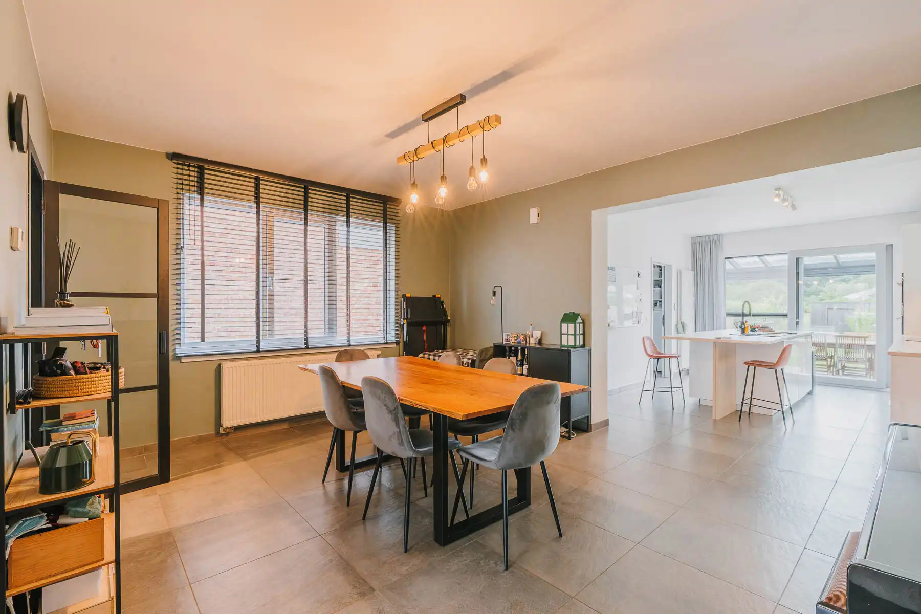 Karaktervolle, instapklare woning met prachtig weids zicht foto 6