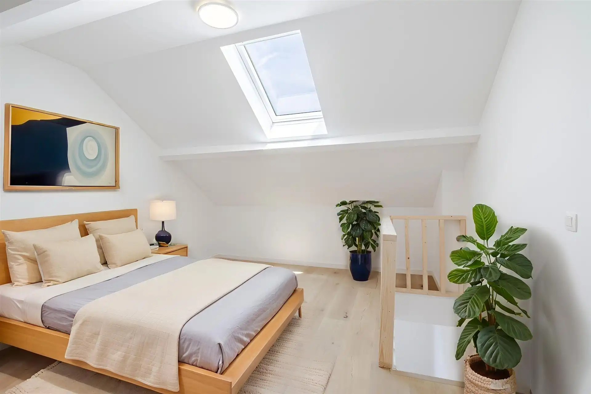 Uitstekend gerenoveerde woning met 3 slks en tuin foto 19