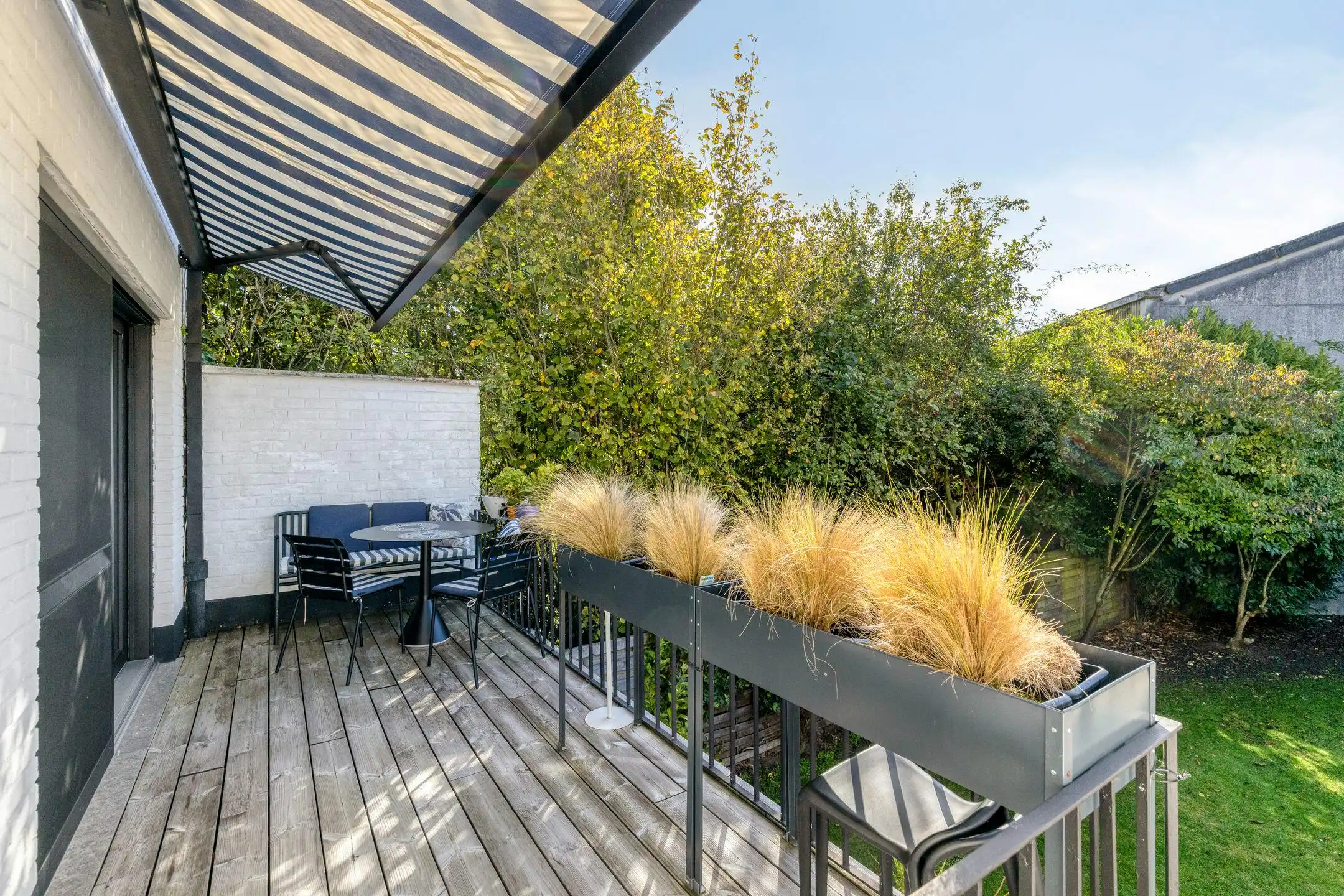 Prachtig gerenoveerde woning met 3 slaapkamers en zonnige tuin! foto 6