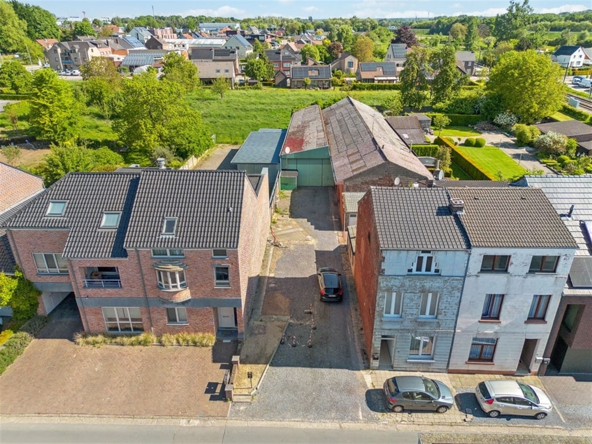 WONING MET RUIME LOODS OP EEN TOPLOCATIE IN HOESELT foto 6