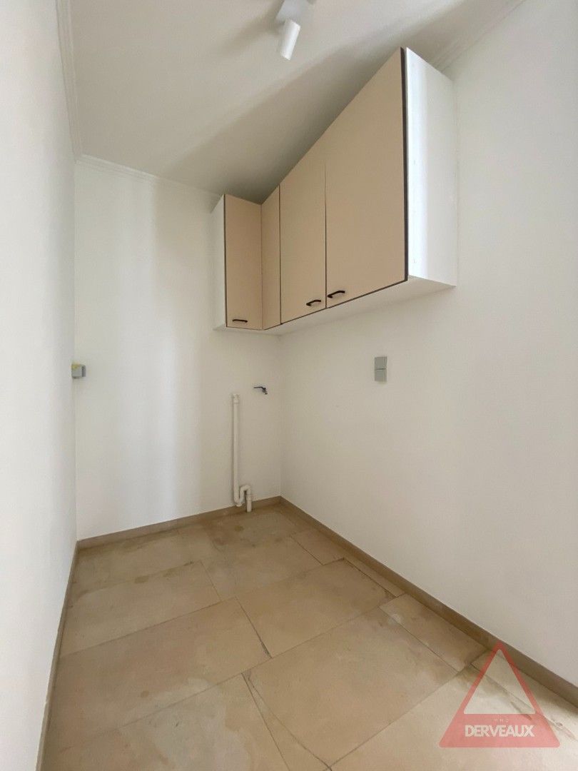 Roeselare – Duplexappartement met 3 slaapkamers en zonnig terras foto 15