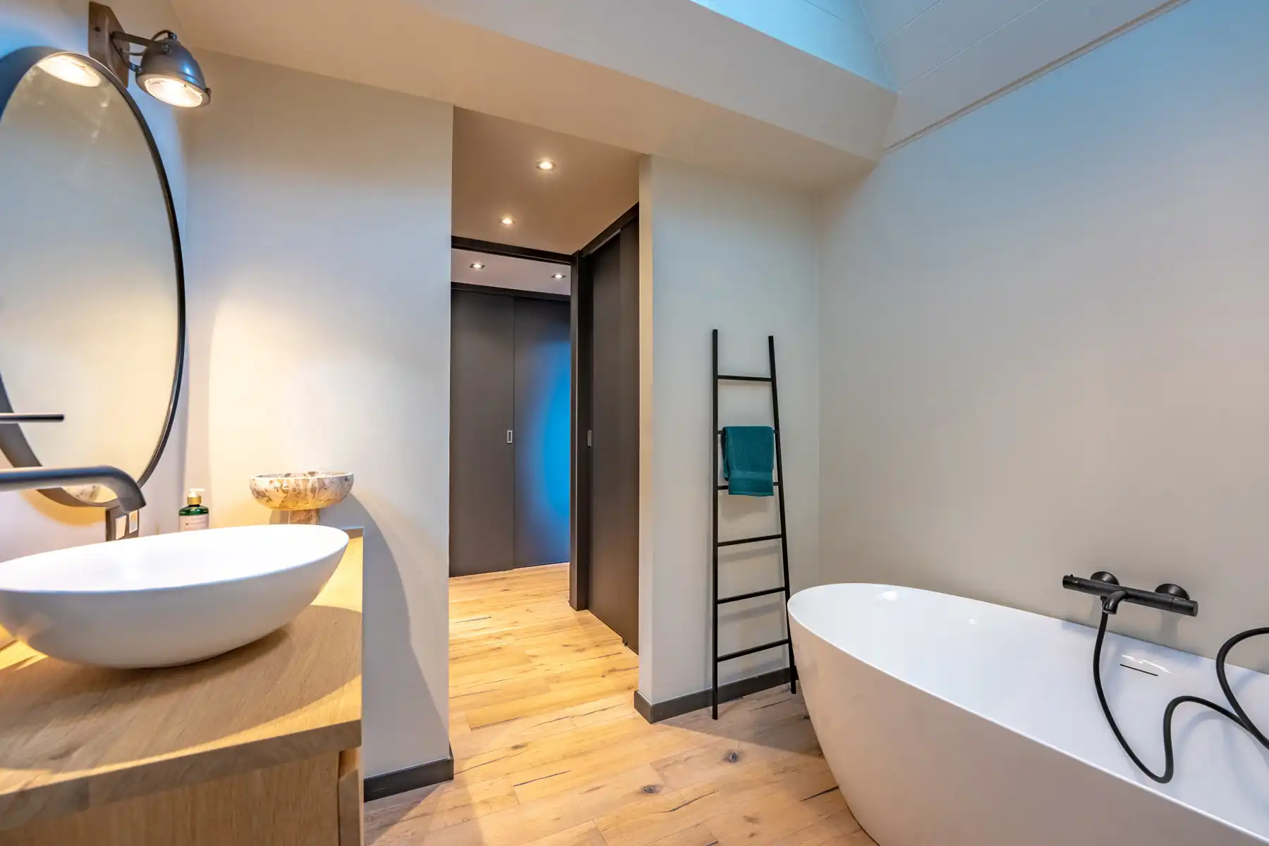 Unieke woning met 352m² woonoppervlakte en EPC A!  foto 23