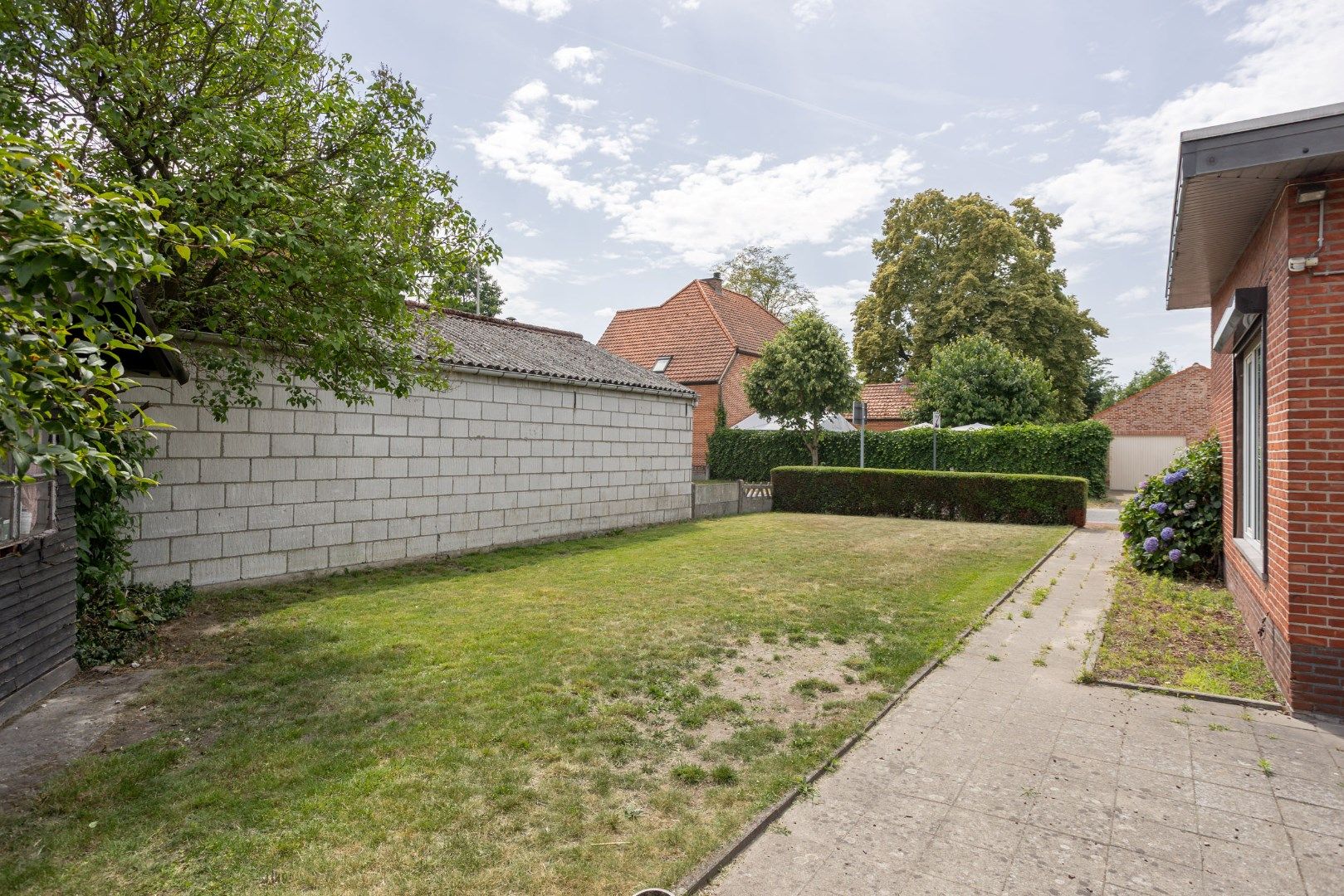 Instapklare woning te koop! foto 23