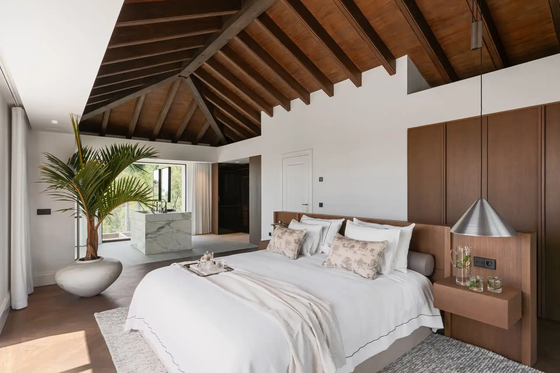 Architecturale topvilla met wellness en zeezicht in het exclusieve La Quinta foto 7