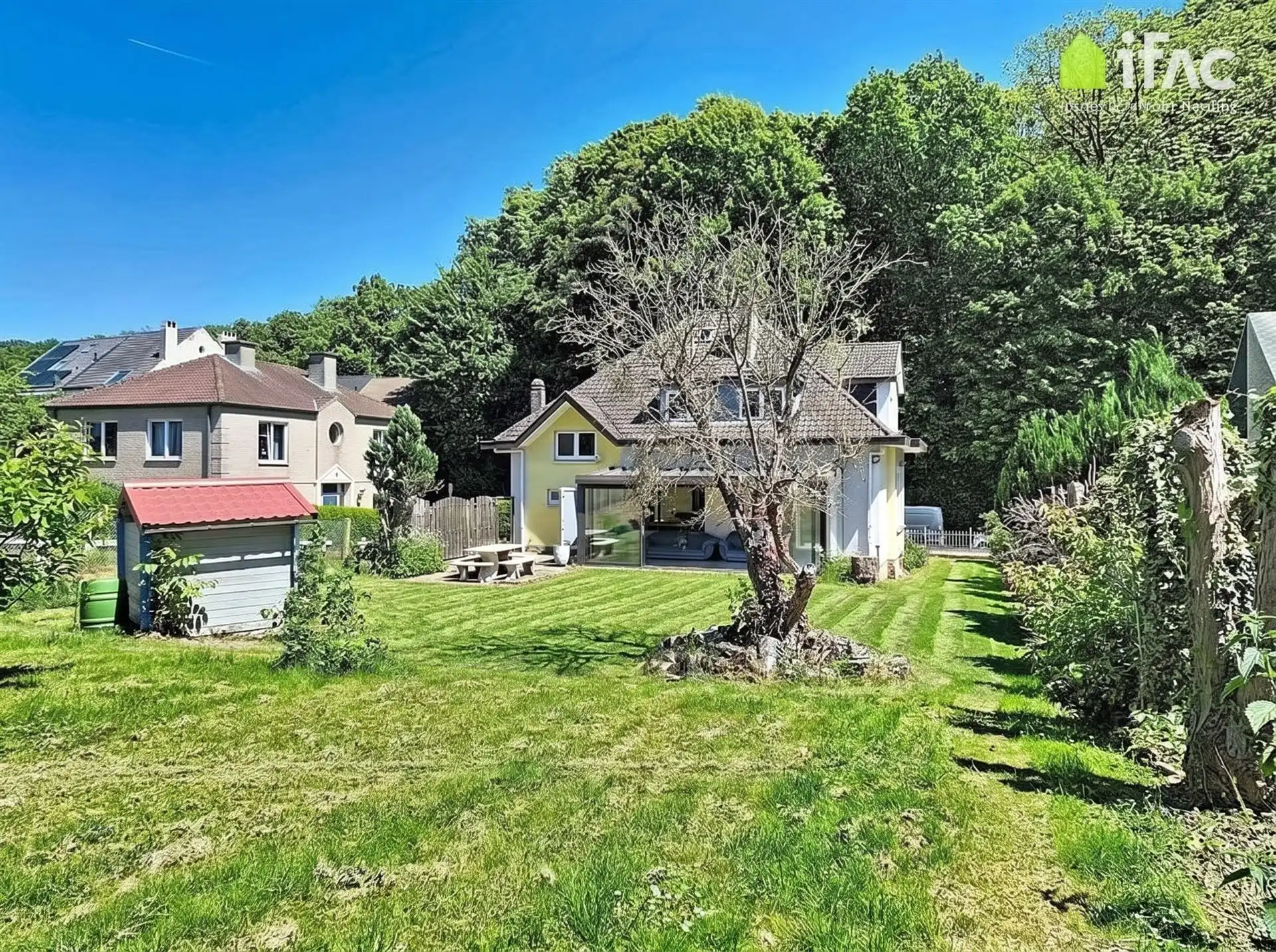 Prachtige te renoveren villa met ZW-gerichte tuin  foto 13