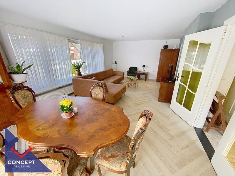 Instapklare woning met 3 slaapkamers met achterliggende paardenweides. foto 6
