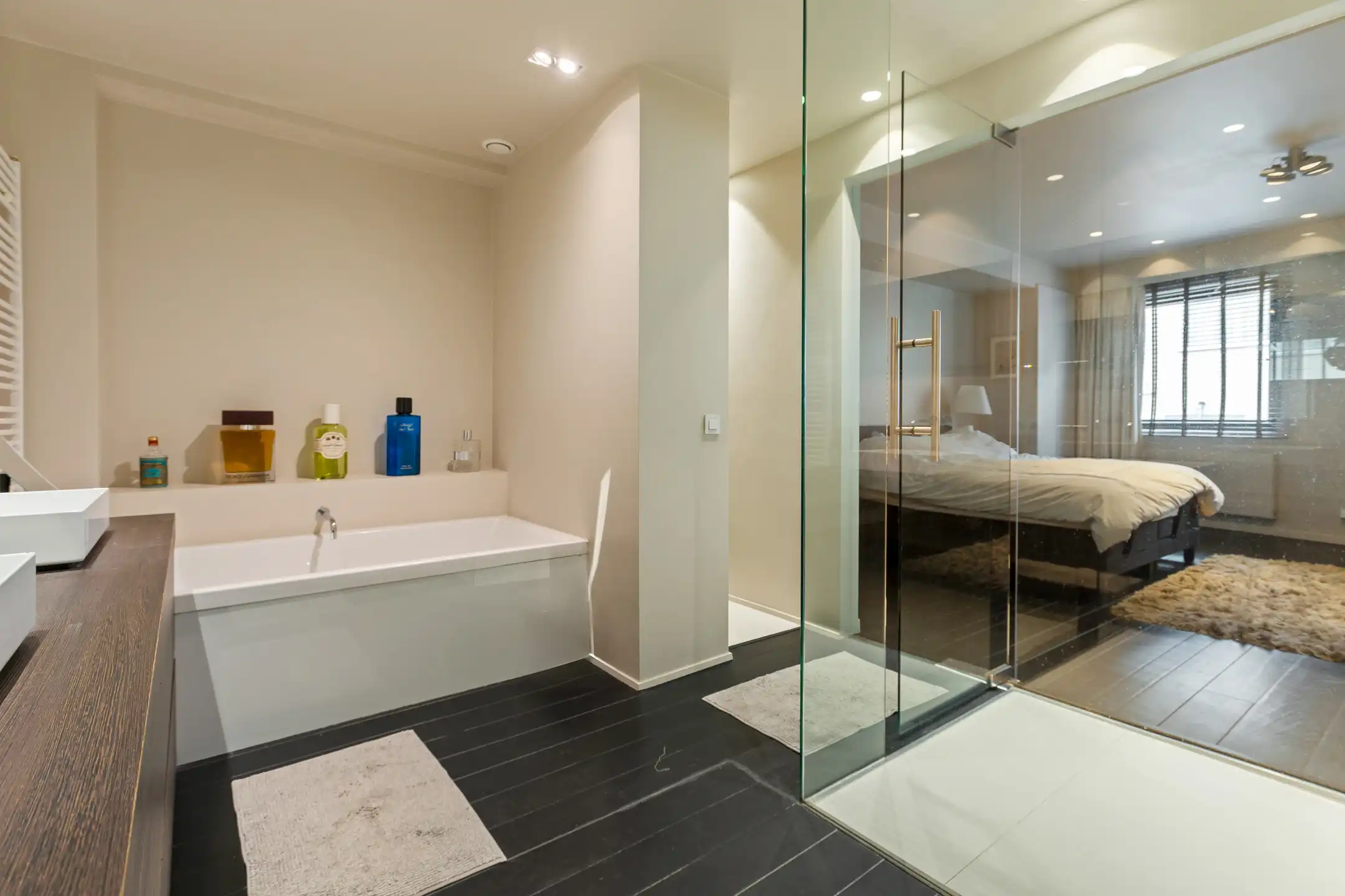 Duplex met zwembad en tuin op uitstekende locatie in Berchem foto 19