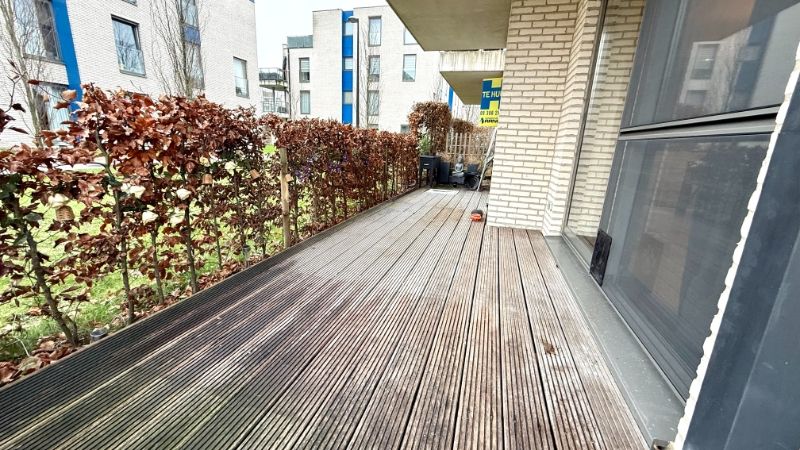 Gelijkvloers appartement met ondergrondse parkeerplaats foto 16
