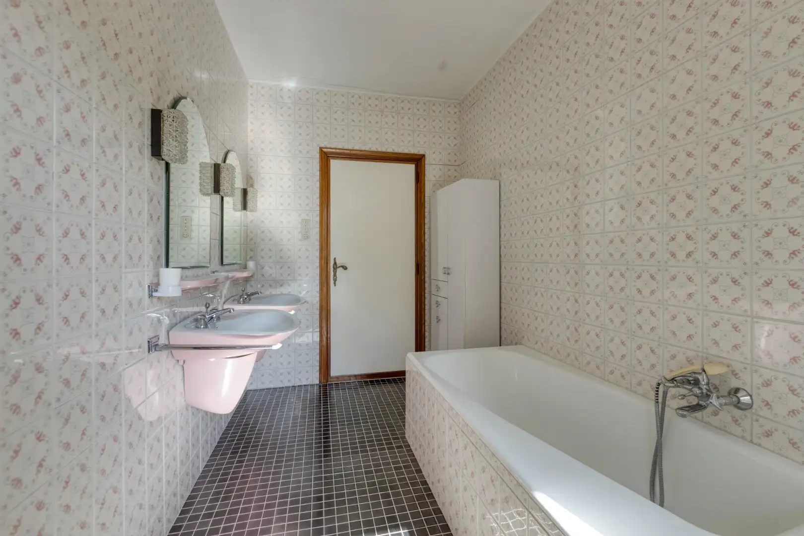 Rustig gelegen gelijkvloerse woning met 4 slpks op wandelafstand van het centrum van Mol !  foto 22