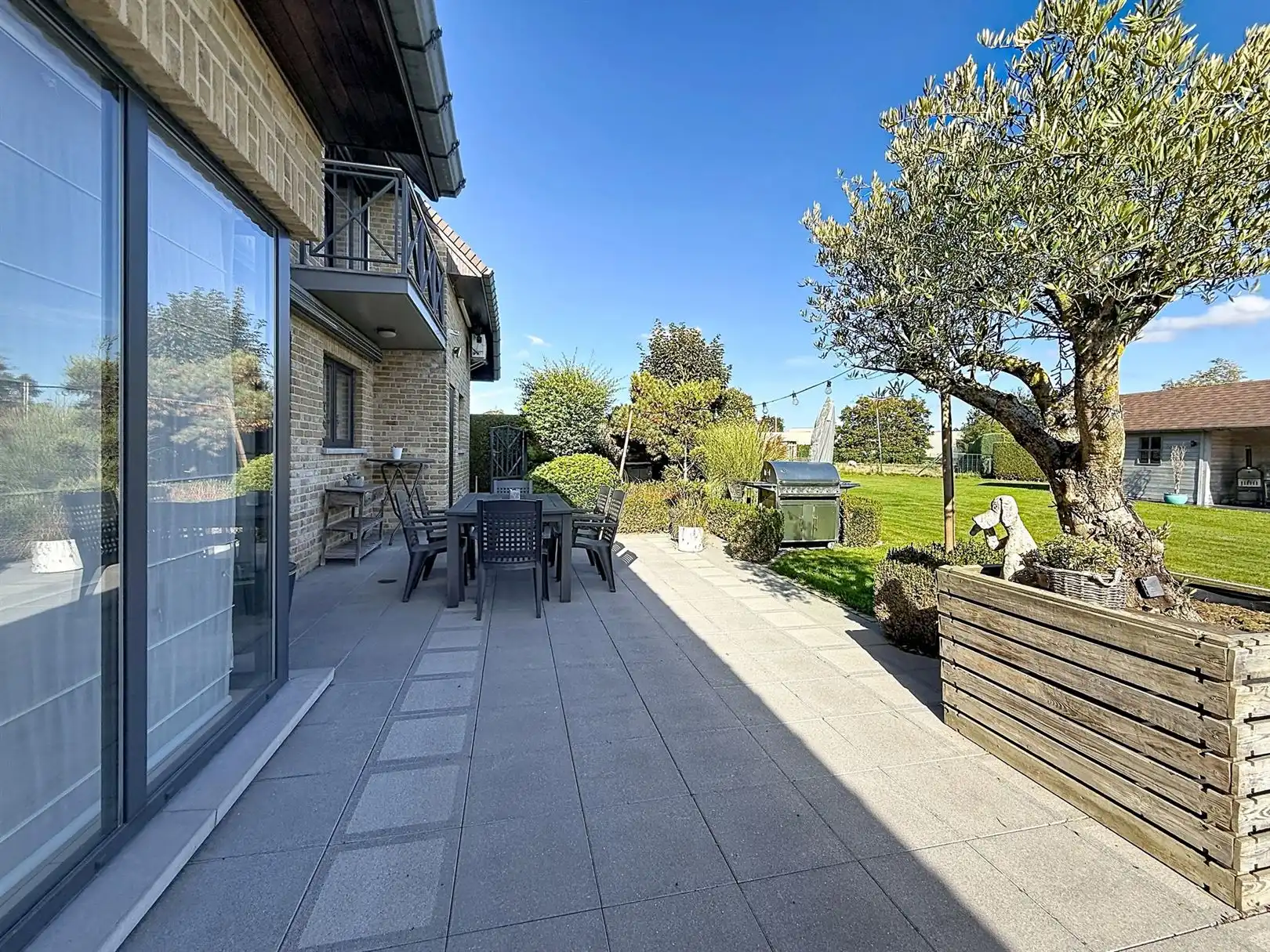 Zeer verzorgde villa, 4 slpks, tuin, opp 18a 48ca foto 4