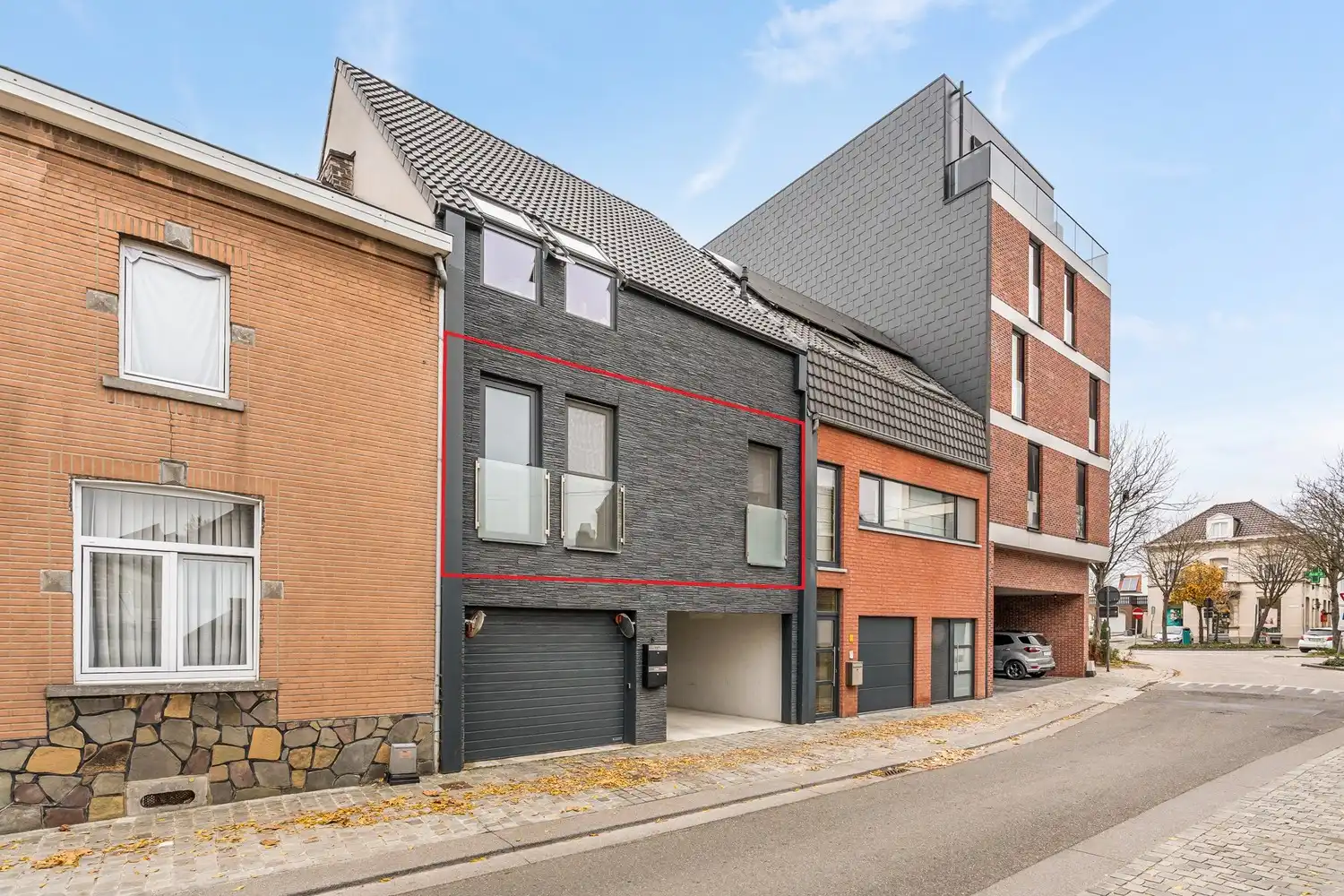 Gunstig gelegen appartement met ruim terras en autostaanplaats foto {{pictureIndex}}