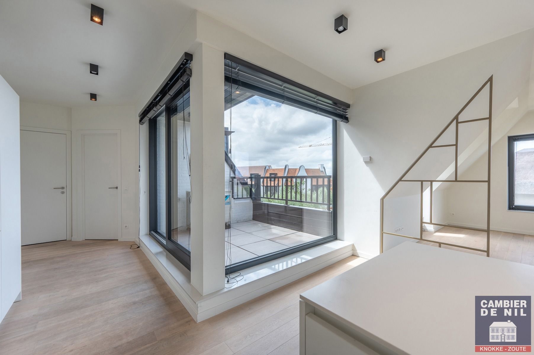 Recent, ongemeubeld 2 SK-appartement in Duinenwater  foto 10