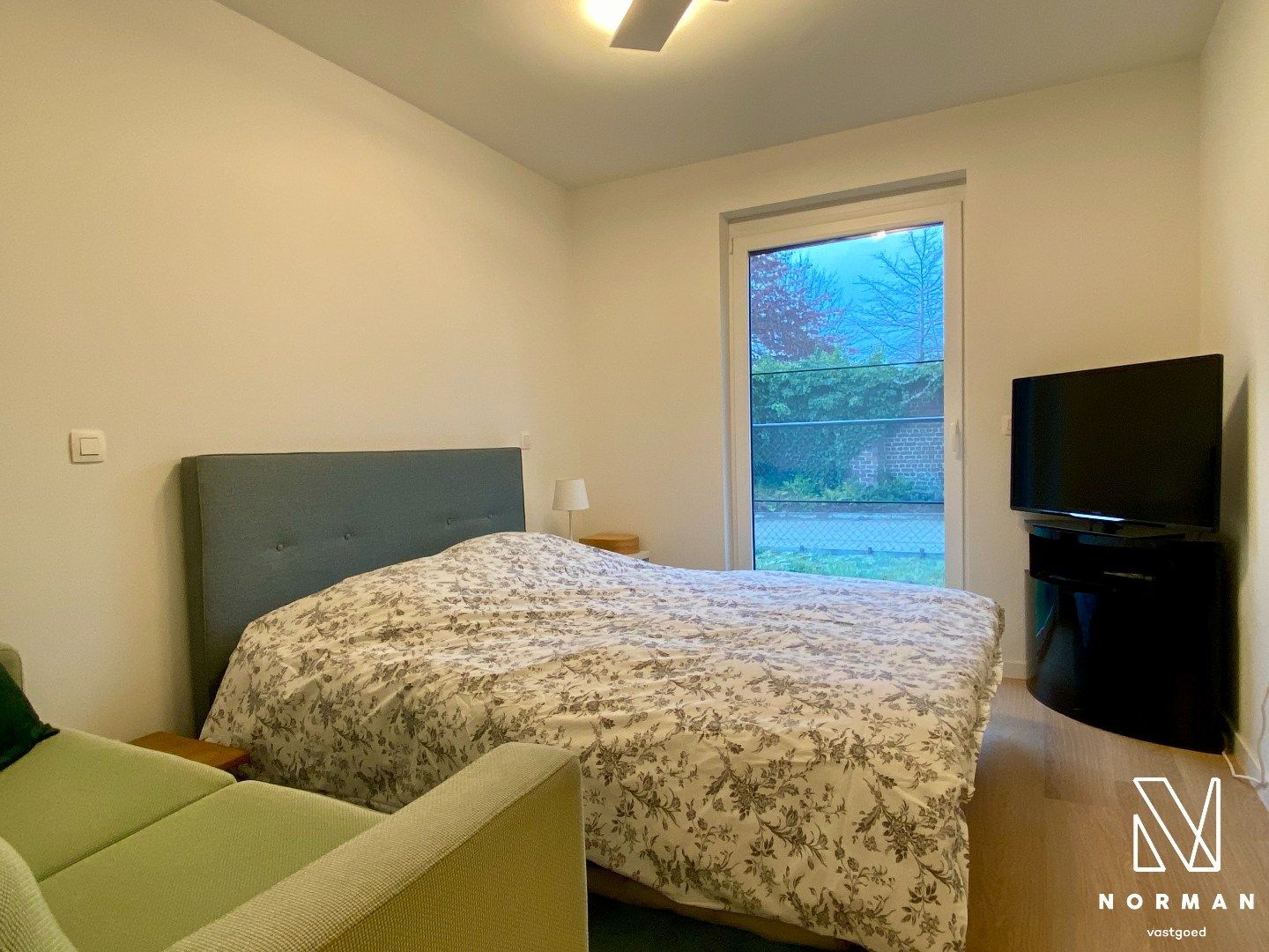 Gelijkvloers appartement in centrum Zwevegem met 2 slaapkamers en voor-en achtertuin foto 5