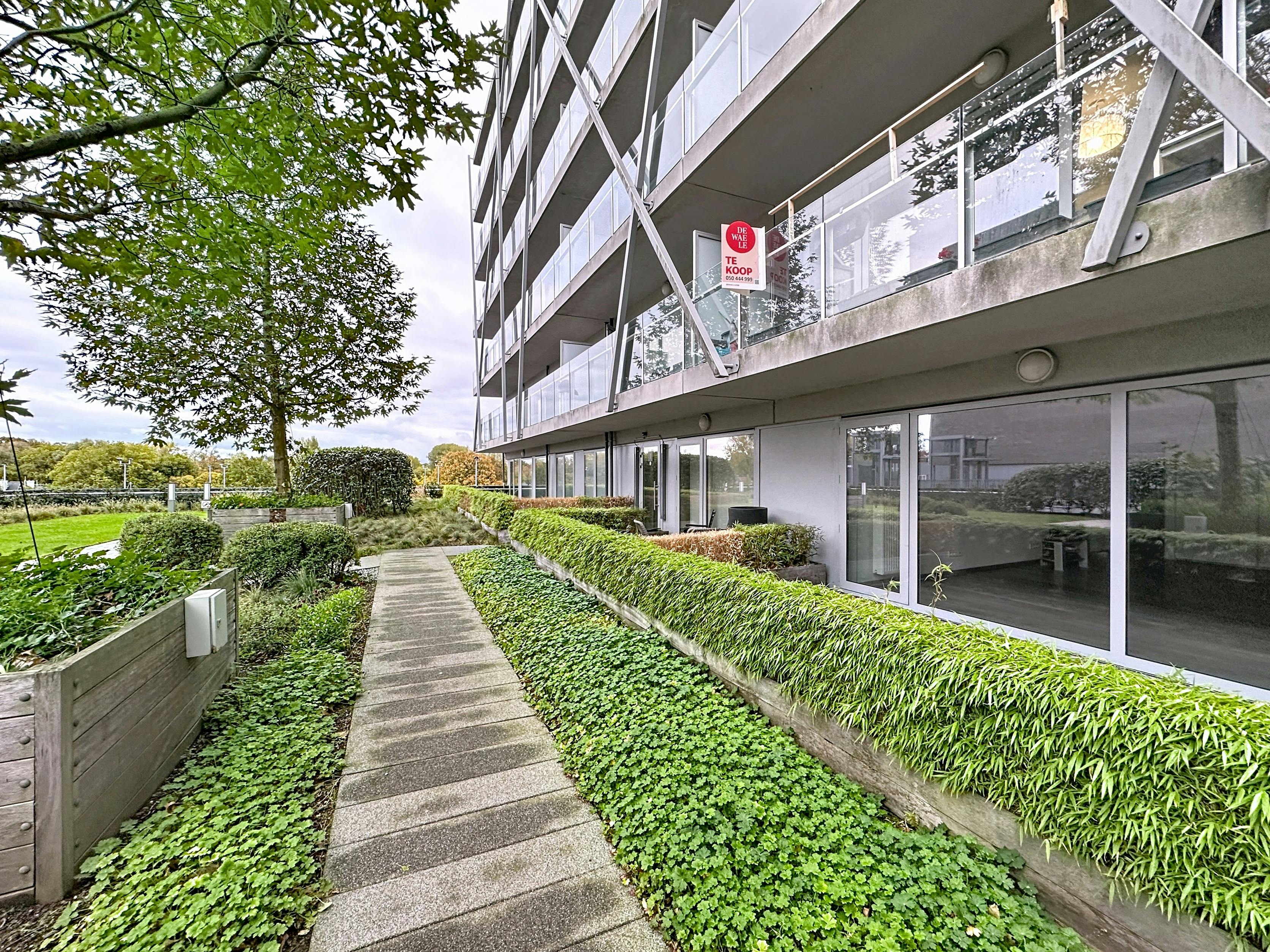 Instapklaar appartement met EPC A nabij het station van Brugge foto 12