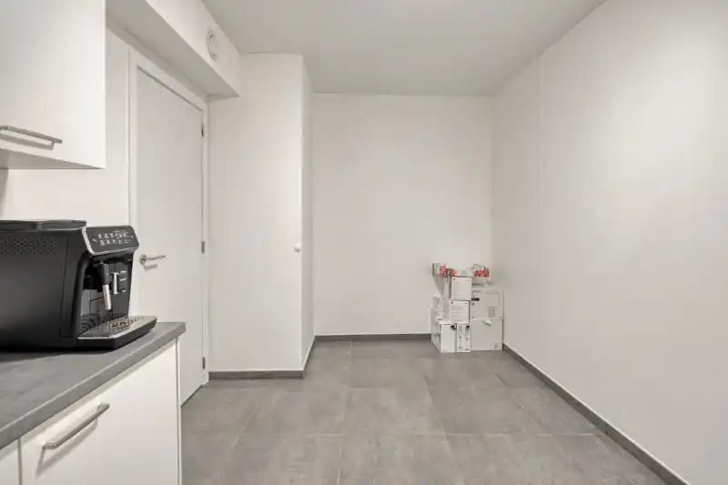 Kantoorruimte te huur op topligging. Nieuwbouw! foto 6