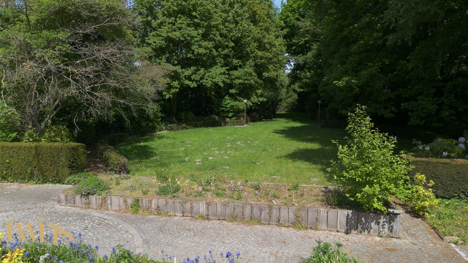 Te koop – Unieke eigendom met commerciële ligging op 4.143 m² te Dendermonde. foto 15