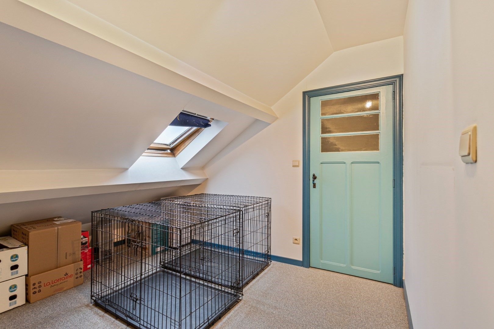 Verrassend ruime woning met knap terras en diepe tuin foto 21
