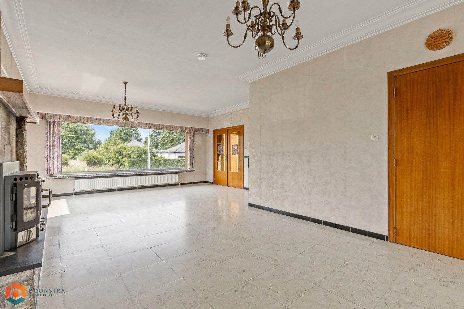 Charmante gezinswoning met 2 (mogelijks meer) slpkrs op een perceel van 4895 m². foto 7