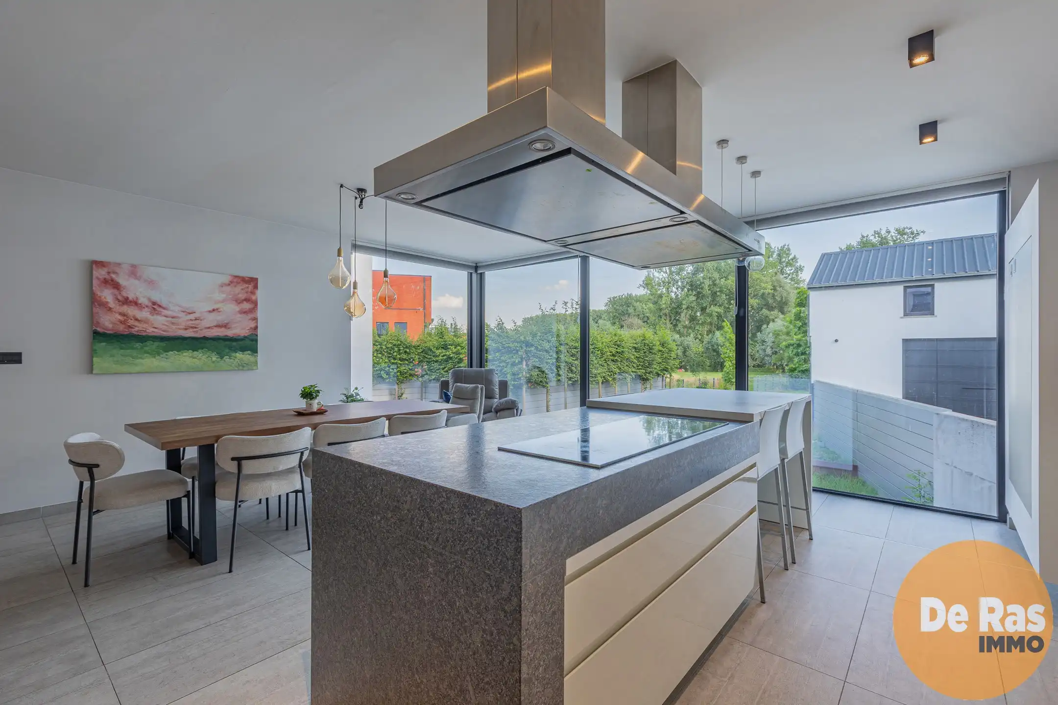 ERPE-MERE - Gerenoveerde halfopen woning met loods in Erpe foto 6