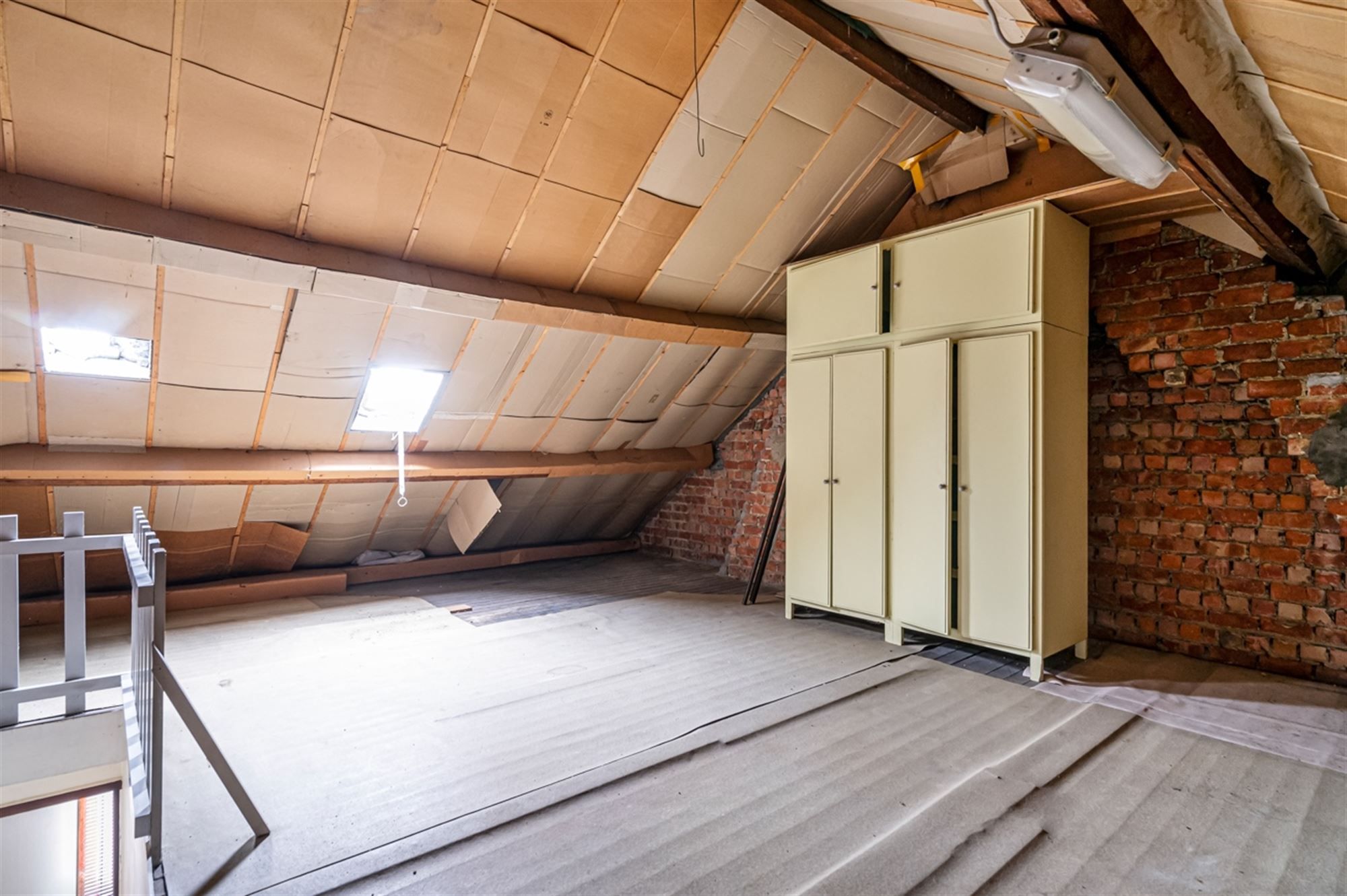 Instapklare rijwoning met 3 slaapkamers en tuin. foto 12