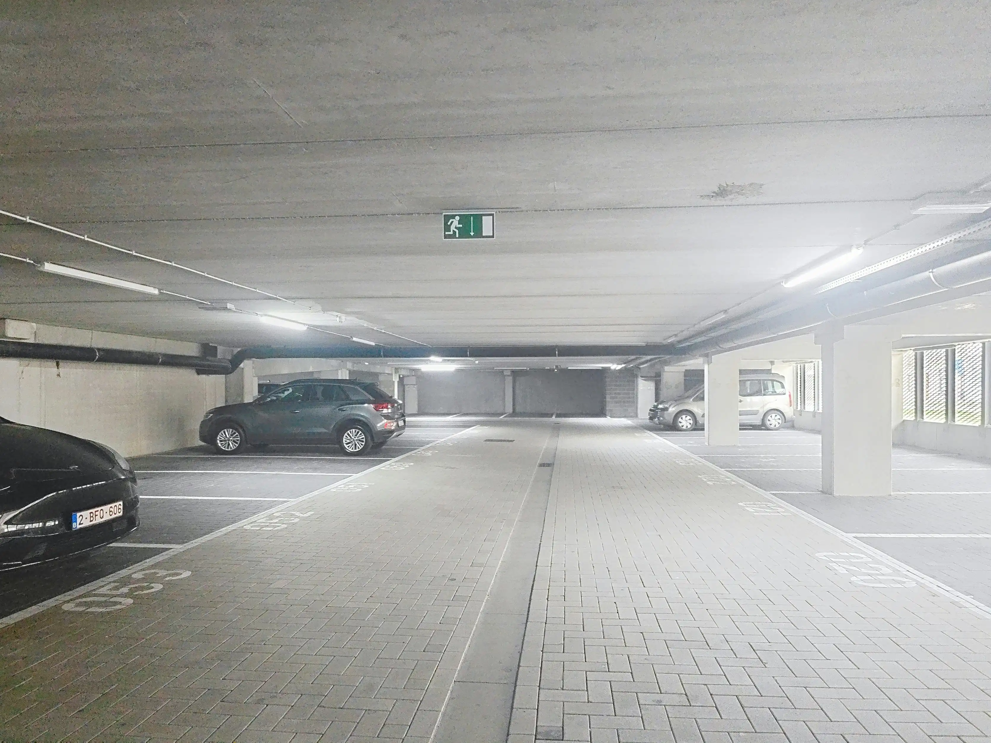 3 autostaanplaatsen te koop nabij station van Blankenberge foto 8