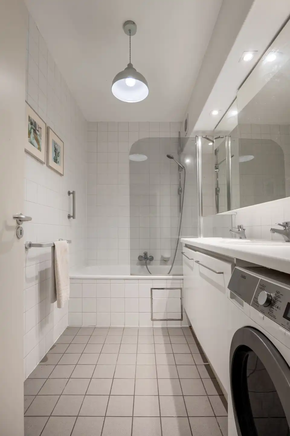 Ruim en charmant appartement met terras op toplocatie foto 13