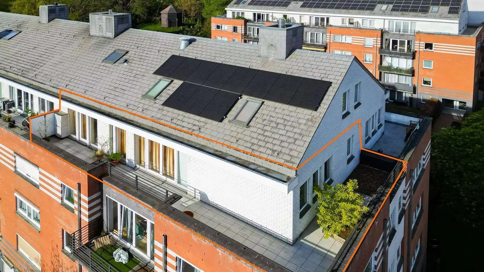 Appartement met magnifiek terras foto 4
