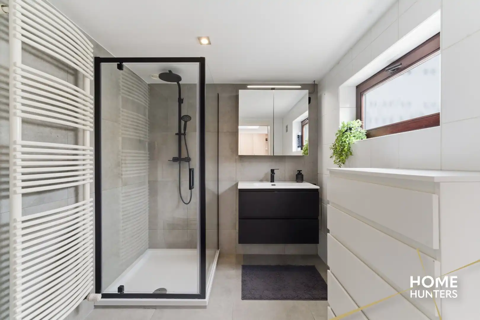 Instapklare woning met prachtige tuin op rustige ligging in Ieper foto 11
