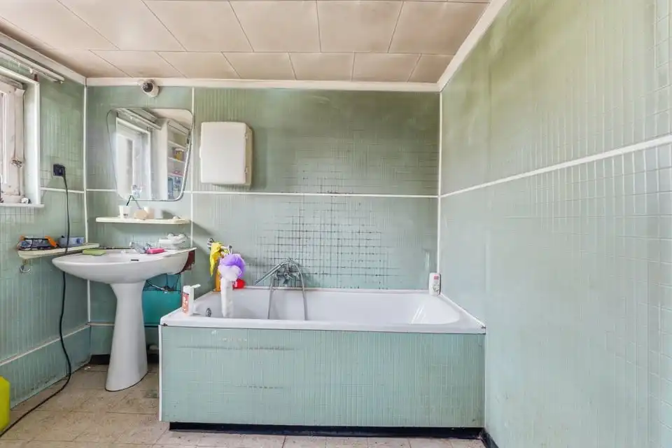 TE RENOVEREN GEZINSWONING IN SINT-TRUIDEN foto 11