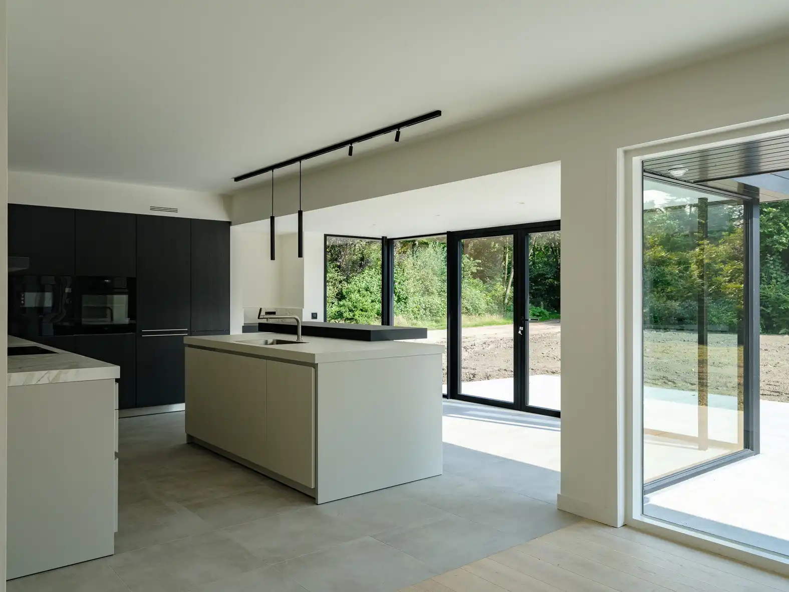 Rustig gelegen villa te Sint-Martens-Latem foto {{pictureIndex}}